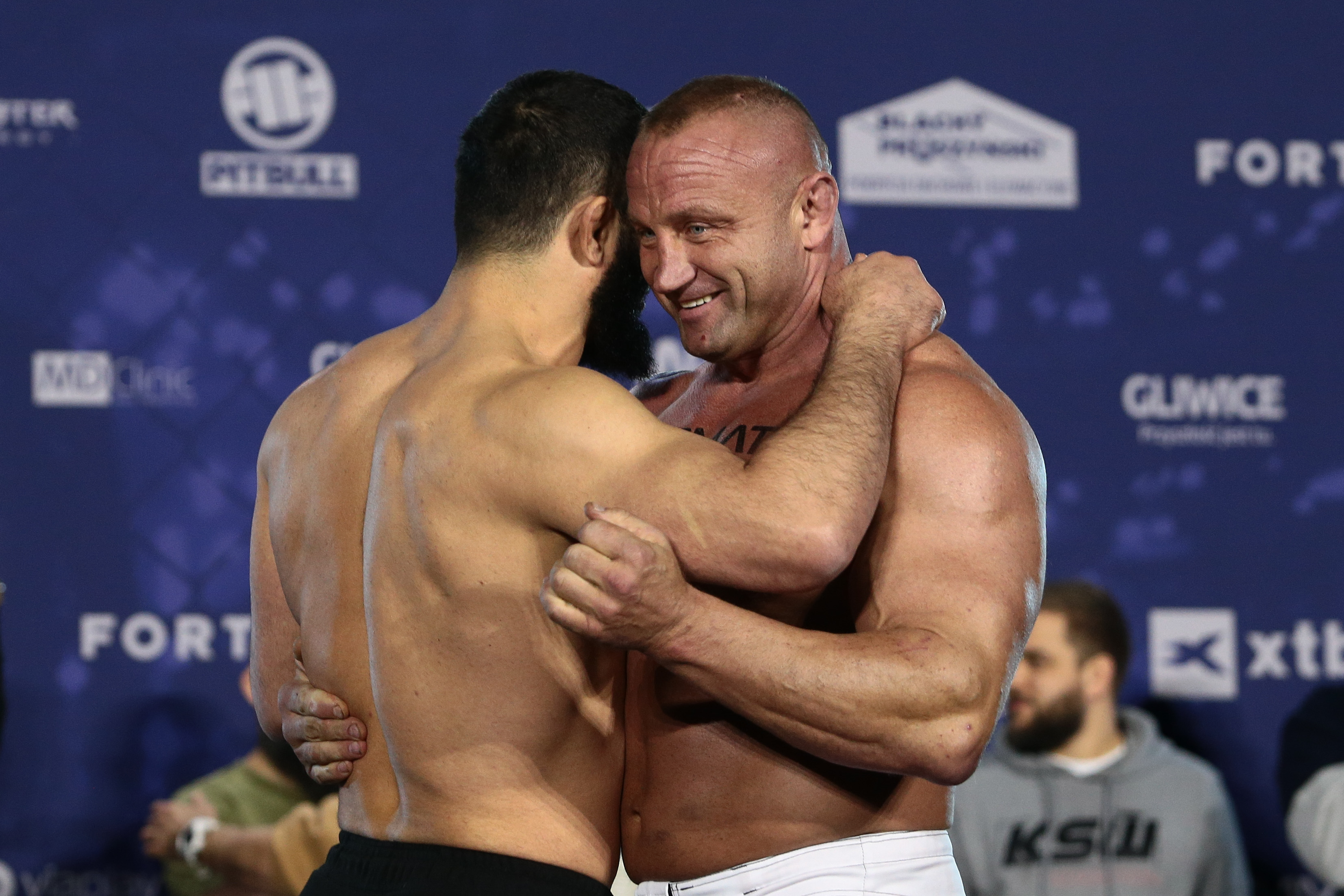 Twitter wrze po walce Pudzianowskiego z Chalidowem! "Król KSW, król europejskiego MMA"