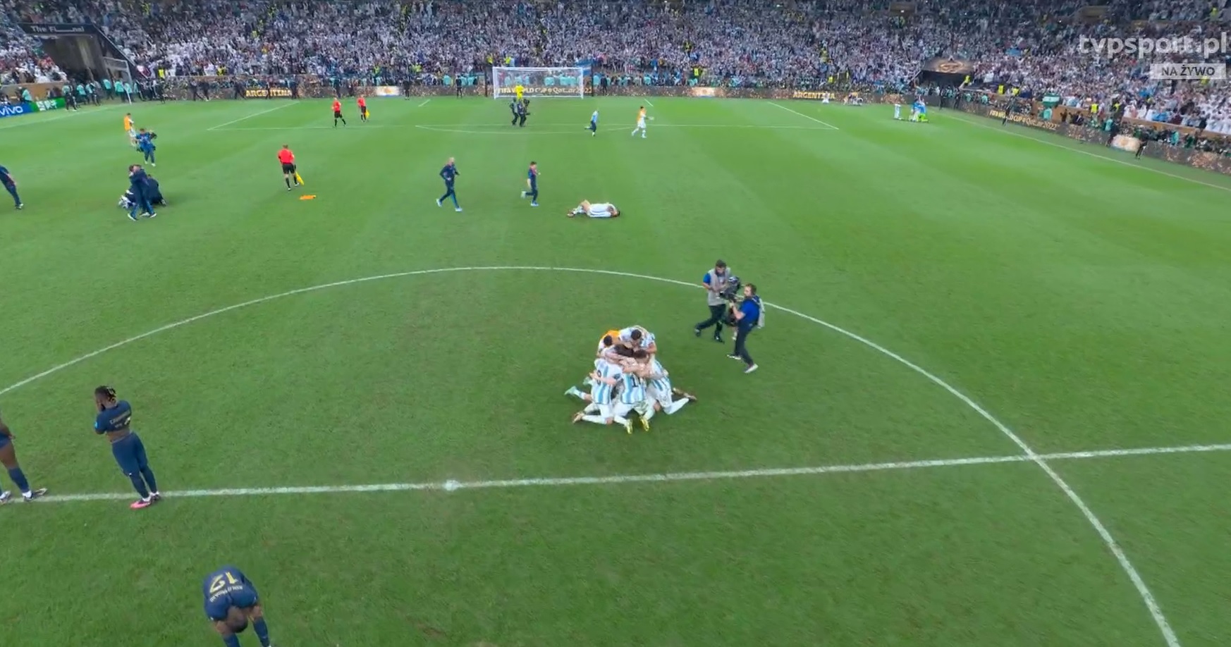 ARGENTYŃCZYCY NOWYMI MISTRZAMI ŚWIATA! NIESAMOWITY FINAŁ MUNDIALU, KOSMICZNY MECZ MESSIEGO I MBAPPE [WIDEO]