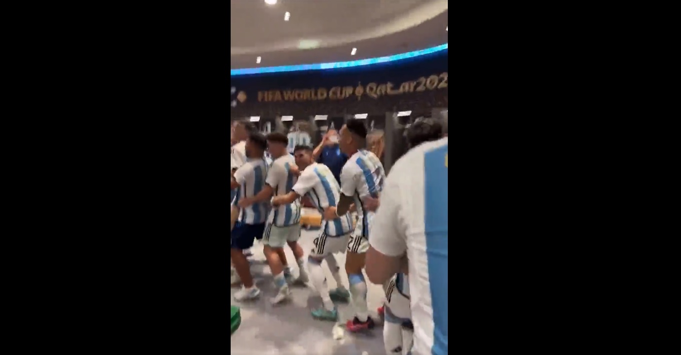 "Minuta ciszy dla Mbappe!". Tak reprezentacja Argentyny świętowała złoto mundialu [WIDEO]