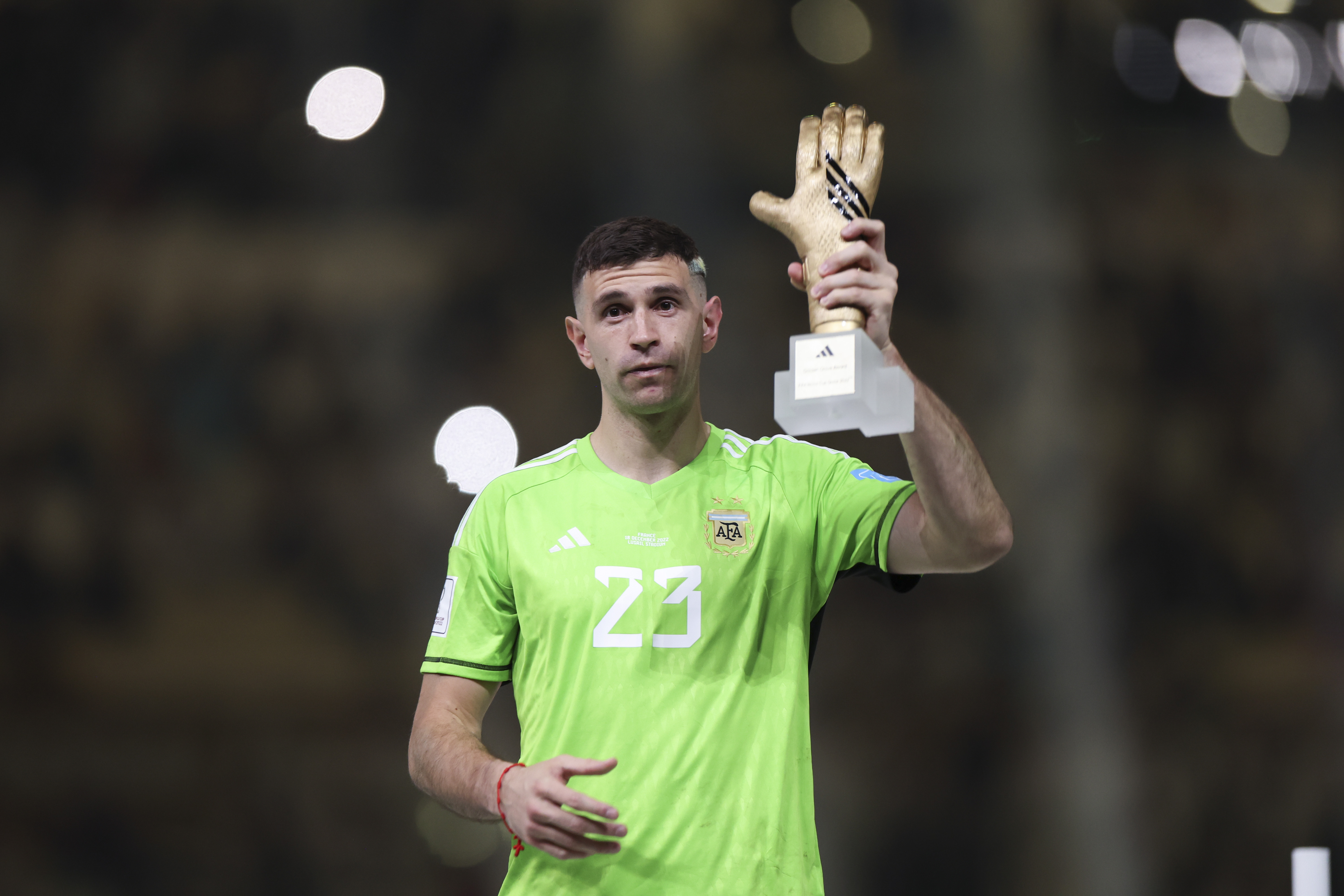 Piękny hołd kibiców. Tak uhonorowali legendarną obronę Emiliano Martineza [ZDJĘCIE]