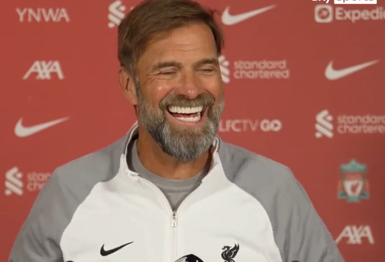 "To nadal młody chłopak. Ale nie ma wątpliwości, gdzie może zajść". Klopp zadowolony z nabytku Liverpoolu