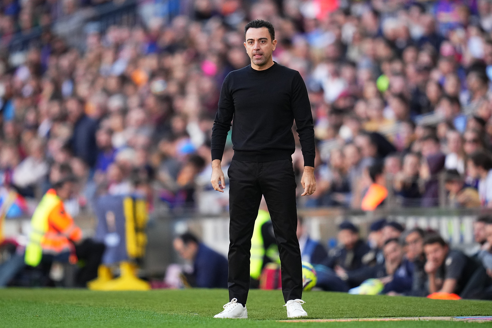 "Lahoz stracił kontrolę nad meczem. Wynik jest niesprawiedliwy". Xavi ocenił pracę arbitra i grę FC Barcelony