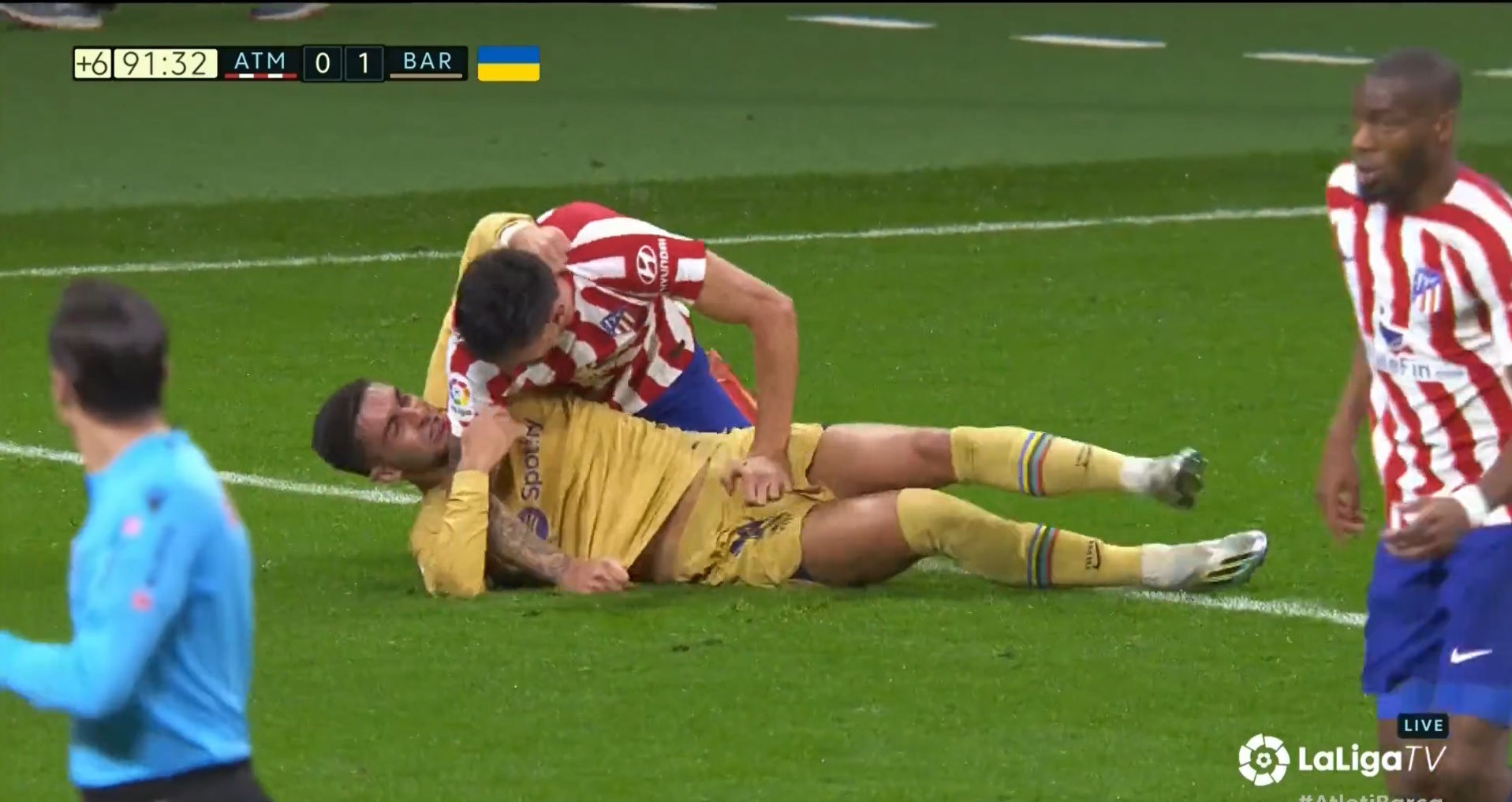 Piłkarze Barcelony i Atletico zawieszeni za bijatykę. Rozmiar kary zaskakuje