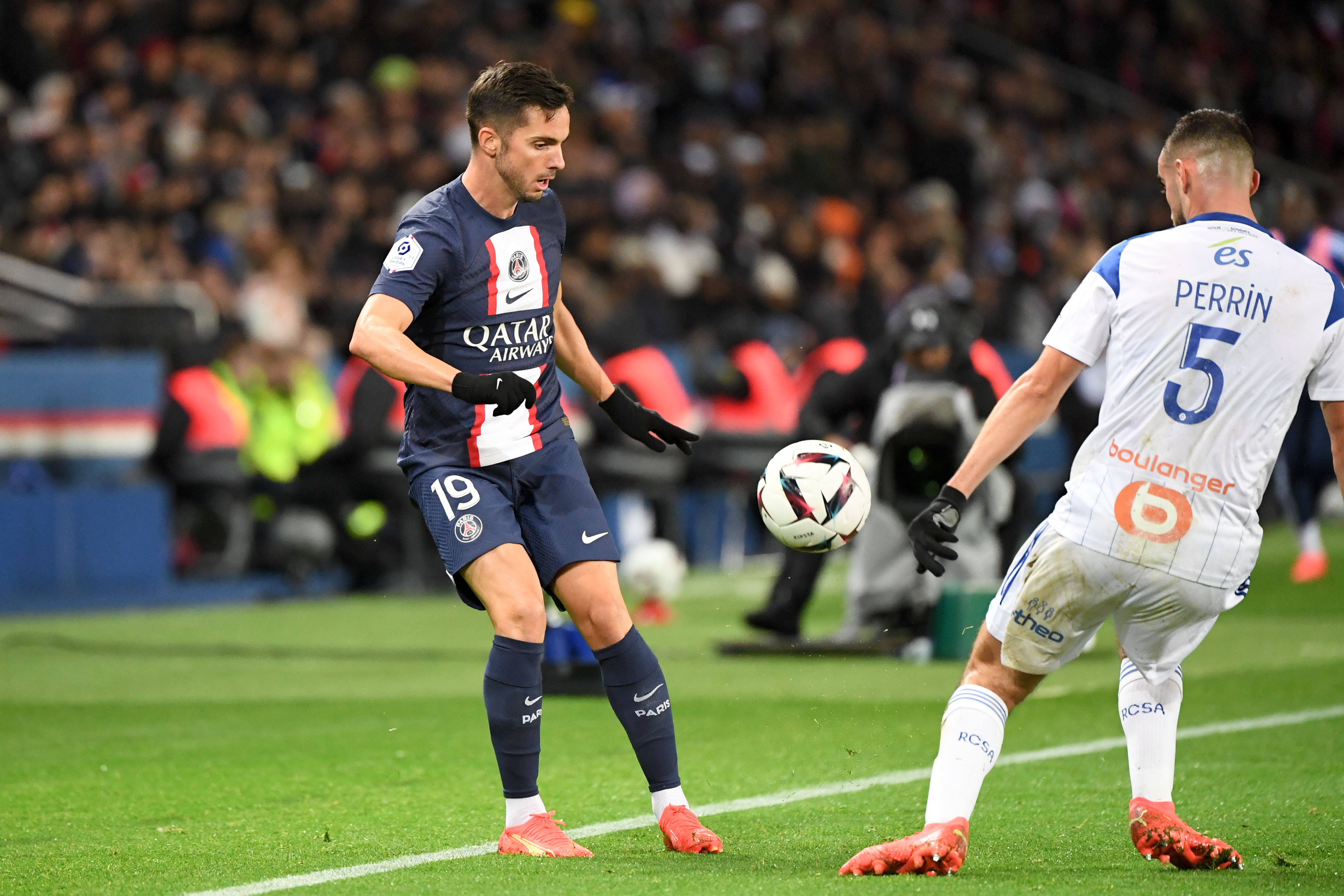 Piłkarz PSG odejdzie z klubu. Transfer do Premier League niemal dogadany