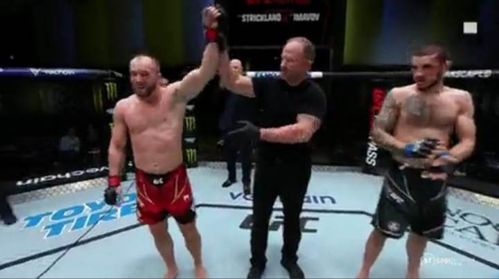 Znakomity debiut Polaka w UFC! Pierwsza walka i od razu zwycięstwo