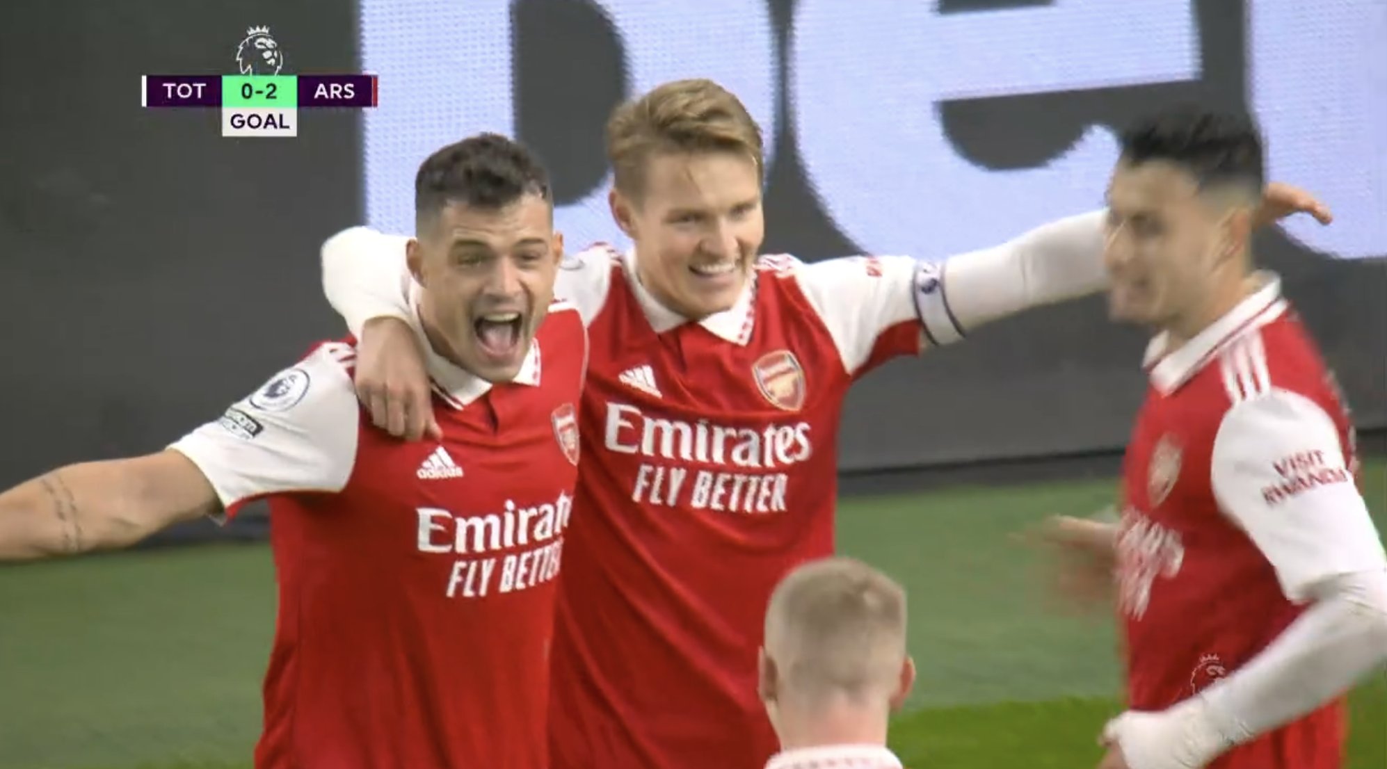 Arsenal zrobił kolejny krok do mistrzostwa! Wielkie zwycięstwo "Kanonierów" w derbach z Tottenhamem [WIDEO]
