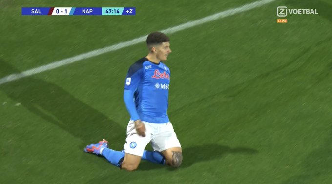 Kolejny krok Napoli w kierunku mistrzostwa! Krzysztof Piątek nie wykorzystał świetnej okazji [WIDEO]
