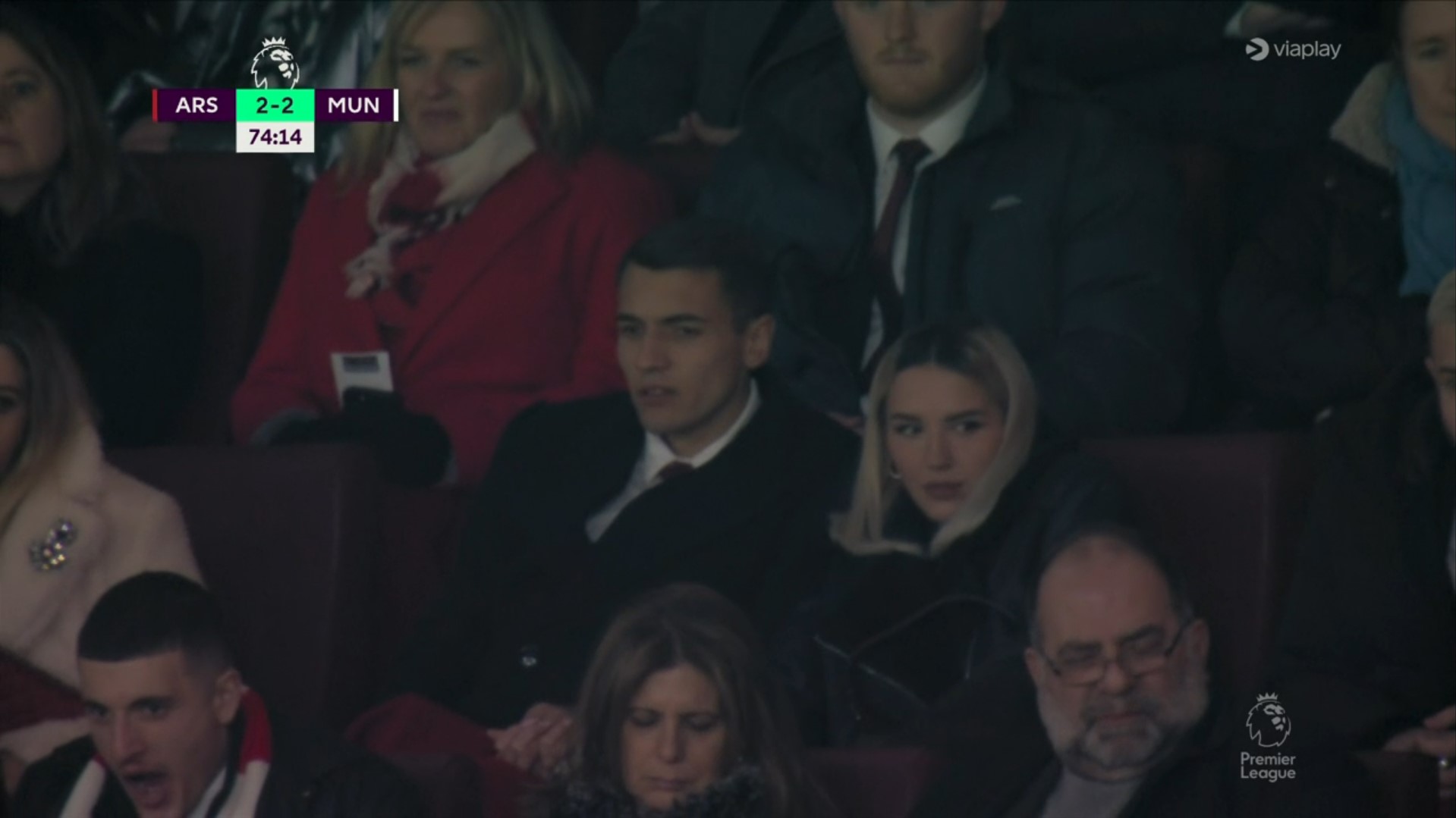 Arsenal szalał, a Kiwior wszystkiemu się przyglądał. Miłe przywitanie z Londynem dla Polaka [WIDEO]