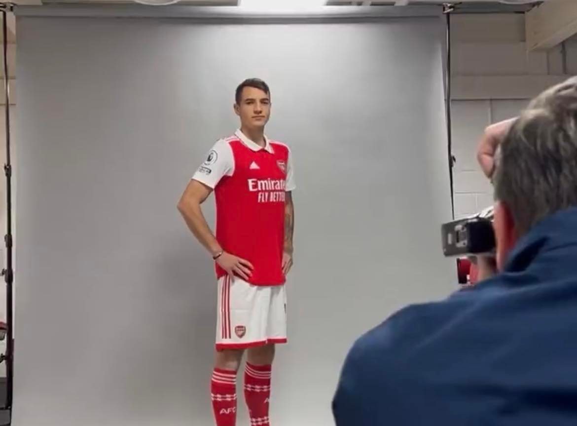 Pierwszy dzień Kiwiora w Arsenalu. "Kanonierzy" opublikowali wyjątkowy materiał [WIDEO]