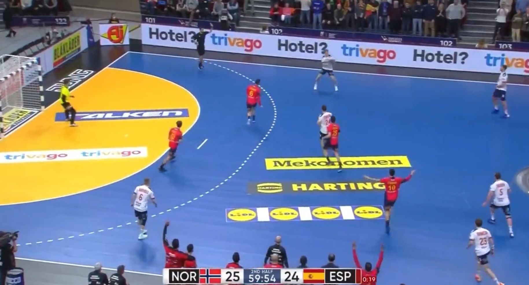 Niewiarygodne sceny w ćwierćfinale MŚ! Koszmarny błąd kosztował awans do strefy medalowej! [WIDEO]