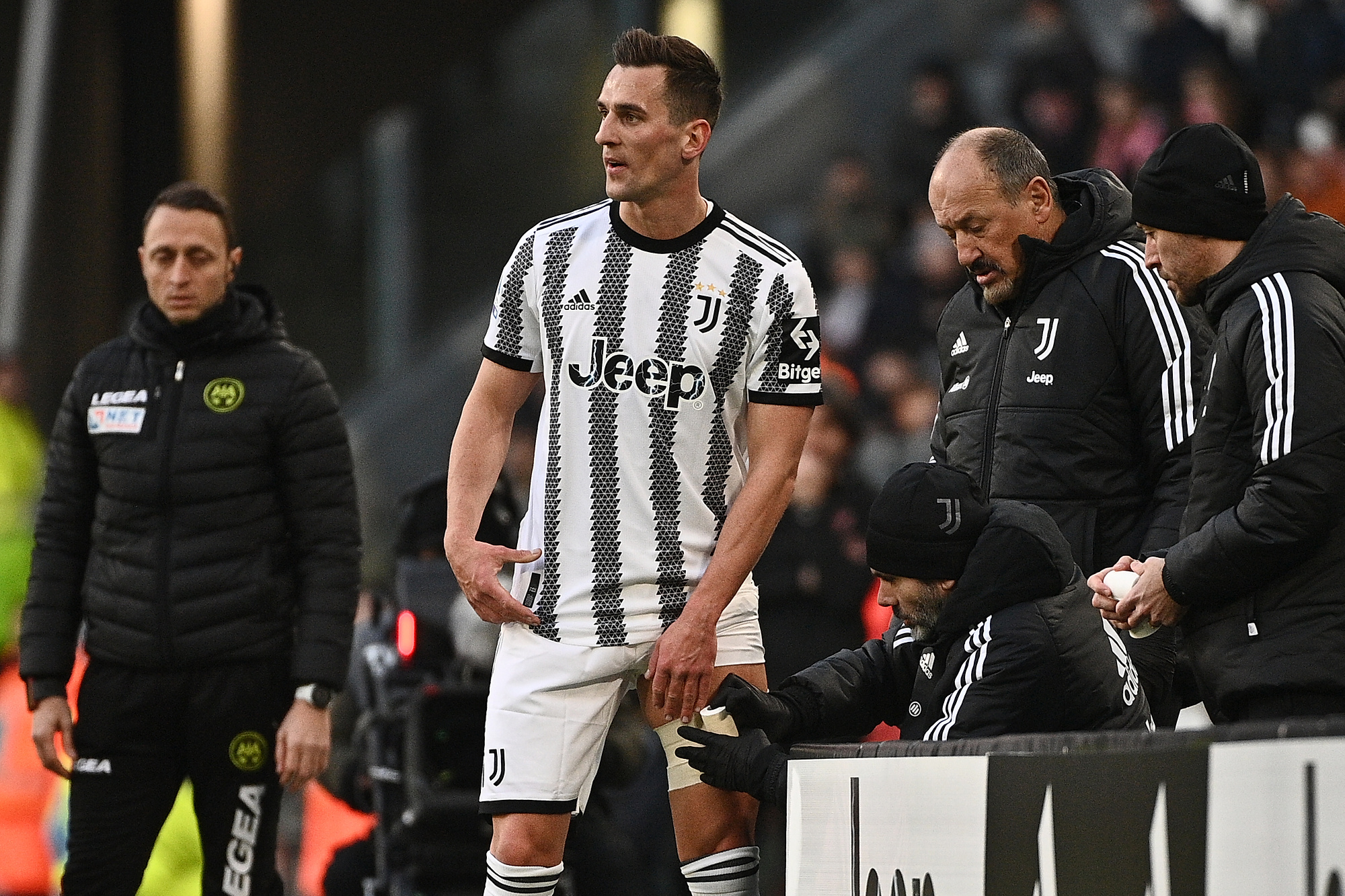 "Będzie musiał pauzować. Poczuł ból". Massimiliano Allegri opowiedział o kontuzji Arkadiusza Milika