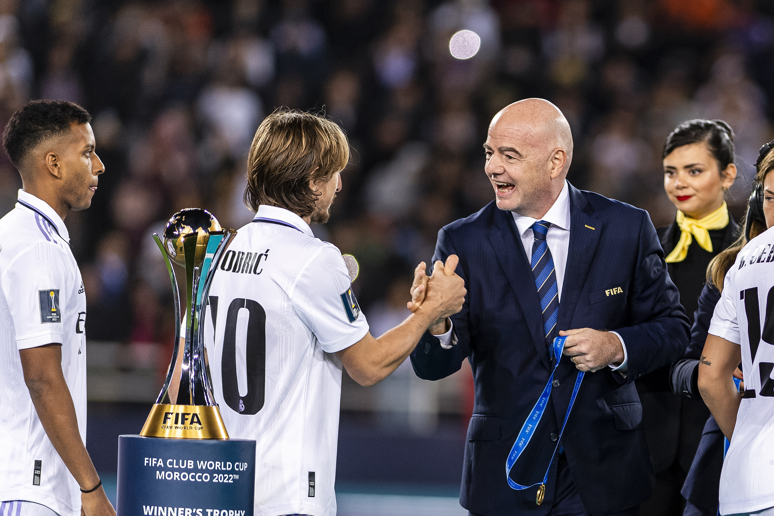 Luka Modrić wciąż czeka na decyzję Realu Madryt. Chorwat kuszony przez krezusów