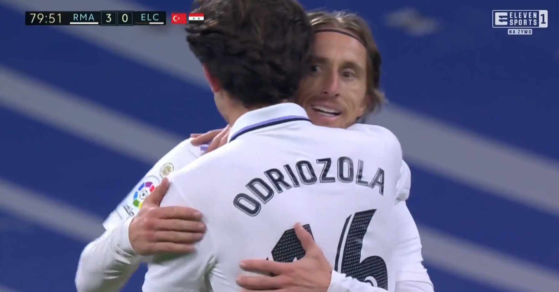 Real Madryt zabawił się z Elche! "Królewscy" rozbili rywali, dublet Benzemy i piękna bomba Modricia [WIDEO]