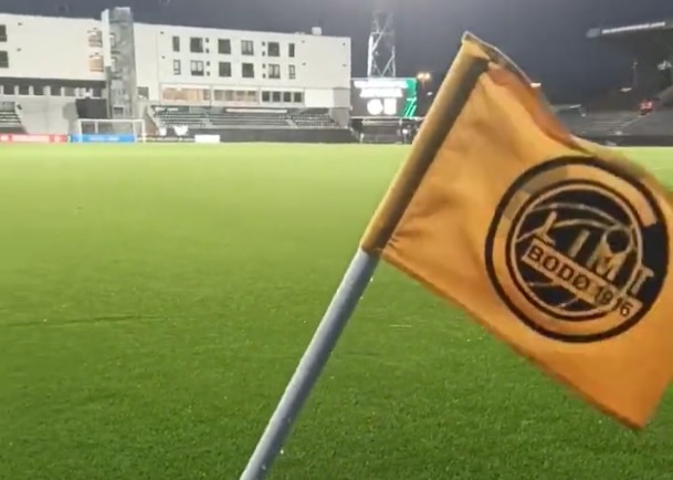Fatalne warunki na stadionie w Norwegii. Lech będzie walczył nie tylko z piłkarską jakością [WIDEO]