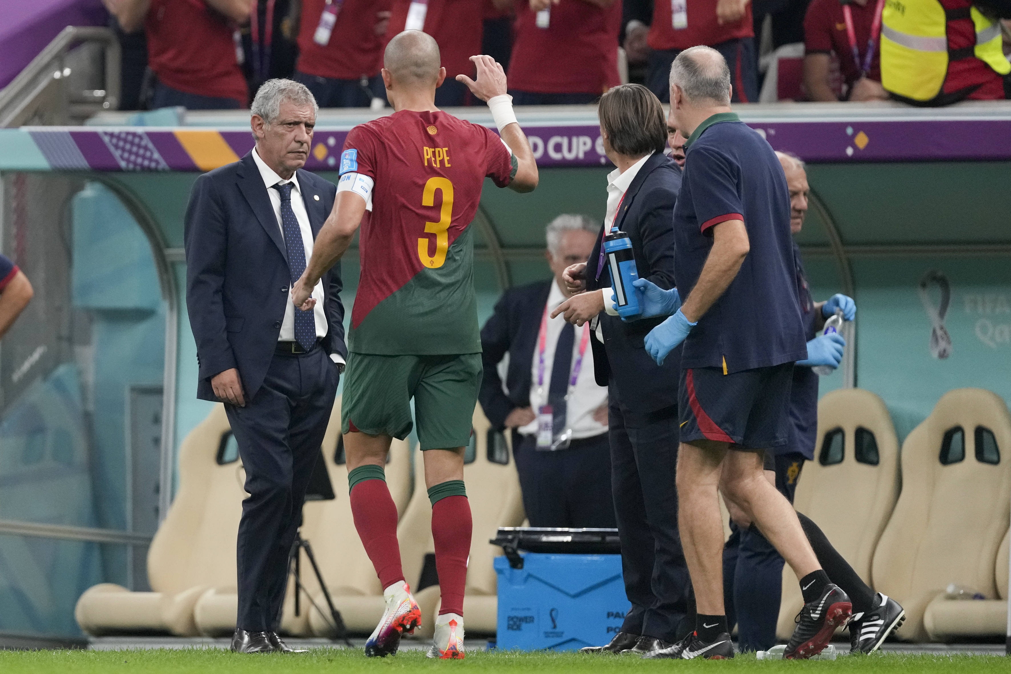 Tak Fernando Santos może wpłynąć na Roberta Lewandowskiego. Reprezentant Portugalii wskazał ważny aspekt