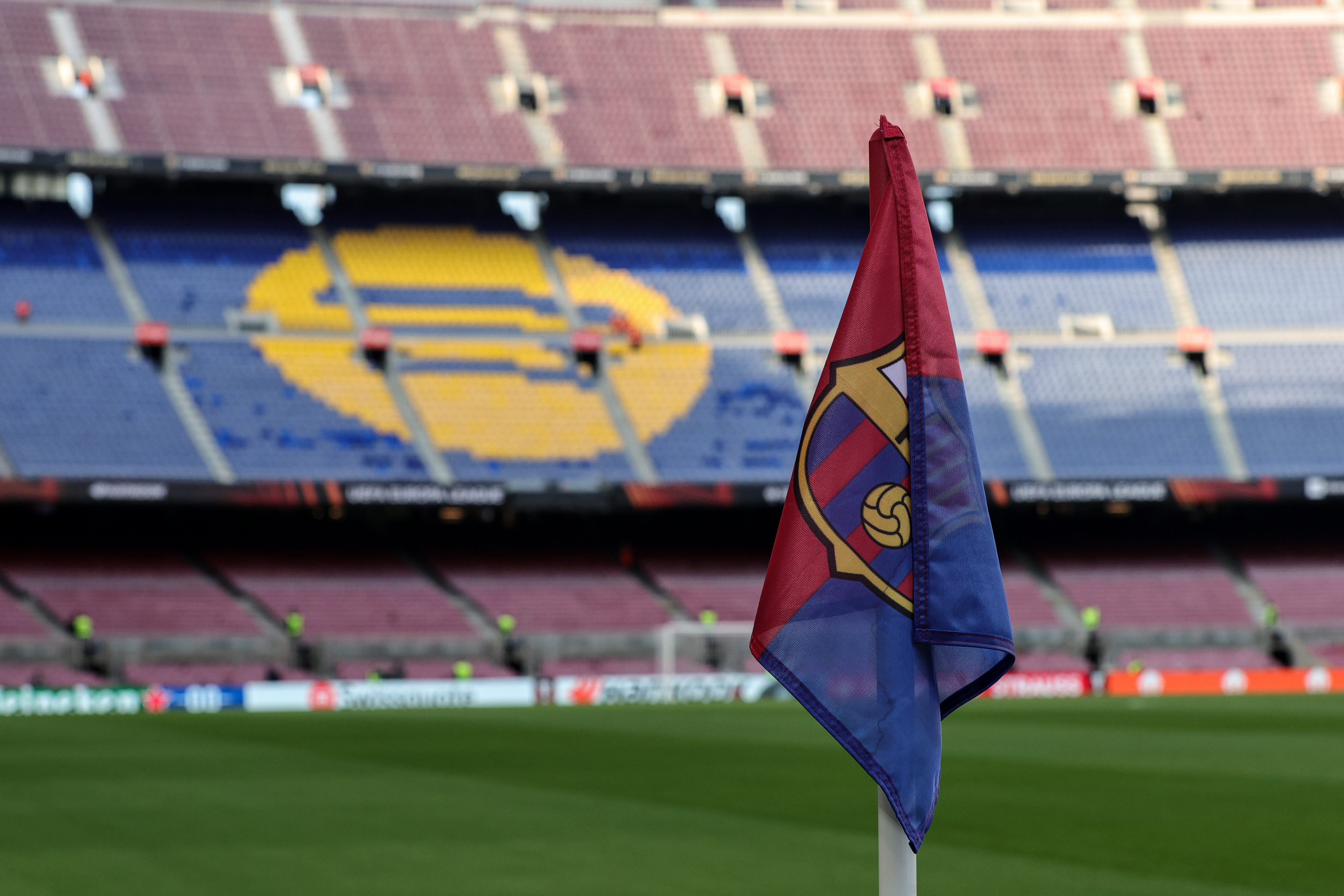 Barcelona miała dogadany gigantyczny transfer. Ujawniono, dlaczego transakcja nie doszła do skutku