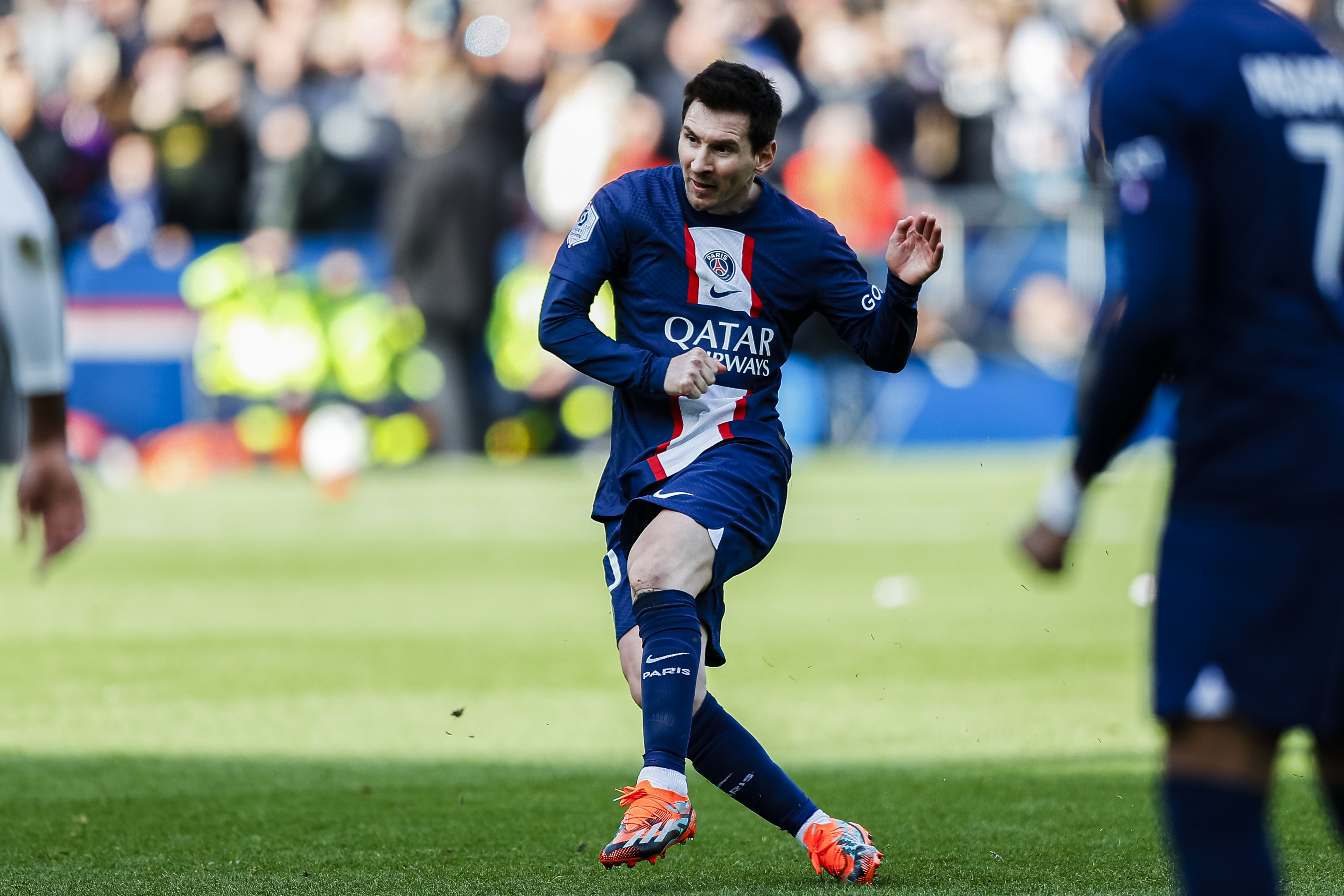 Znany portal podał, że Messi wściekł się na trenera PSG. Ostry wpis ojca piłkarza nie zrobił na nim wrażenia
