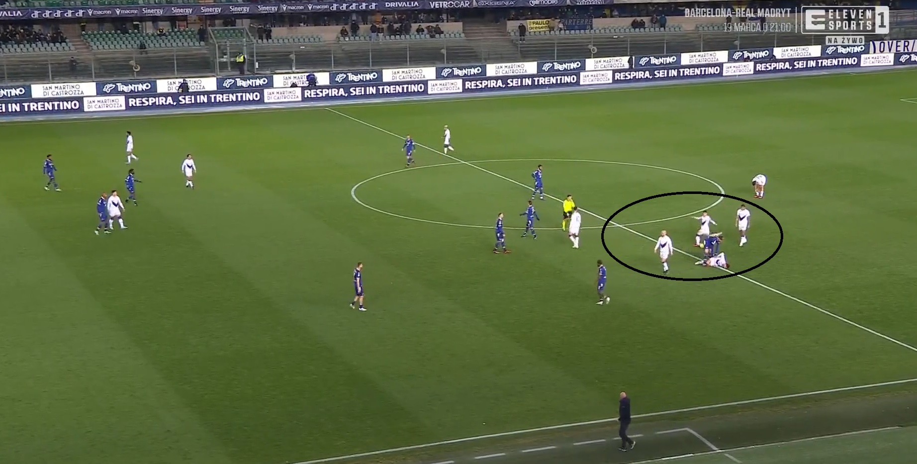 Gol z połowy boiska we włoskiej Serie A! Nikt się tego nie spodziewał, nawet realizator transmisji [WIDEO]