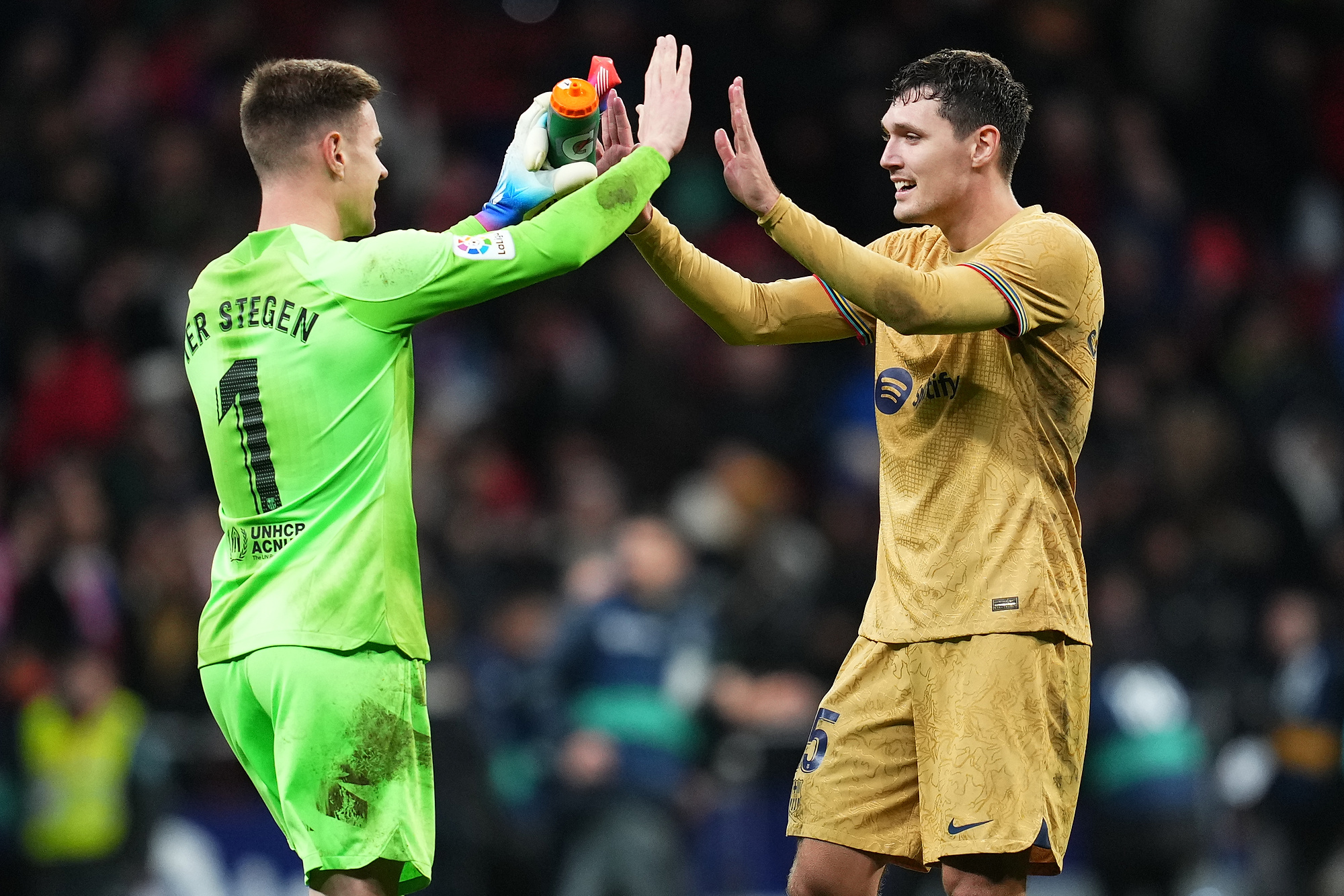 Kolejne problemy FC Barcelony przed El Clasico! Podstawowy piłkarz "Blaugrany" może nie zagrać z Realem Madryt