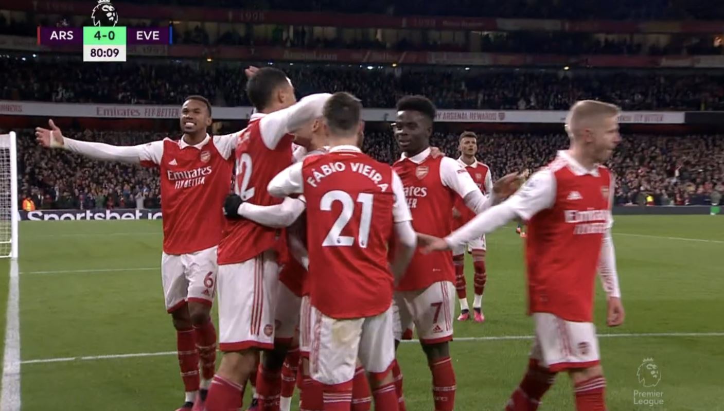 Arsenal zrewanżował się Evertonowi za sensacyjną porażkę. "Kanonierzy" dominują w Premier League [WIDEO]