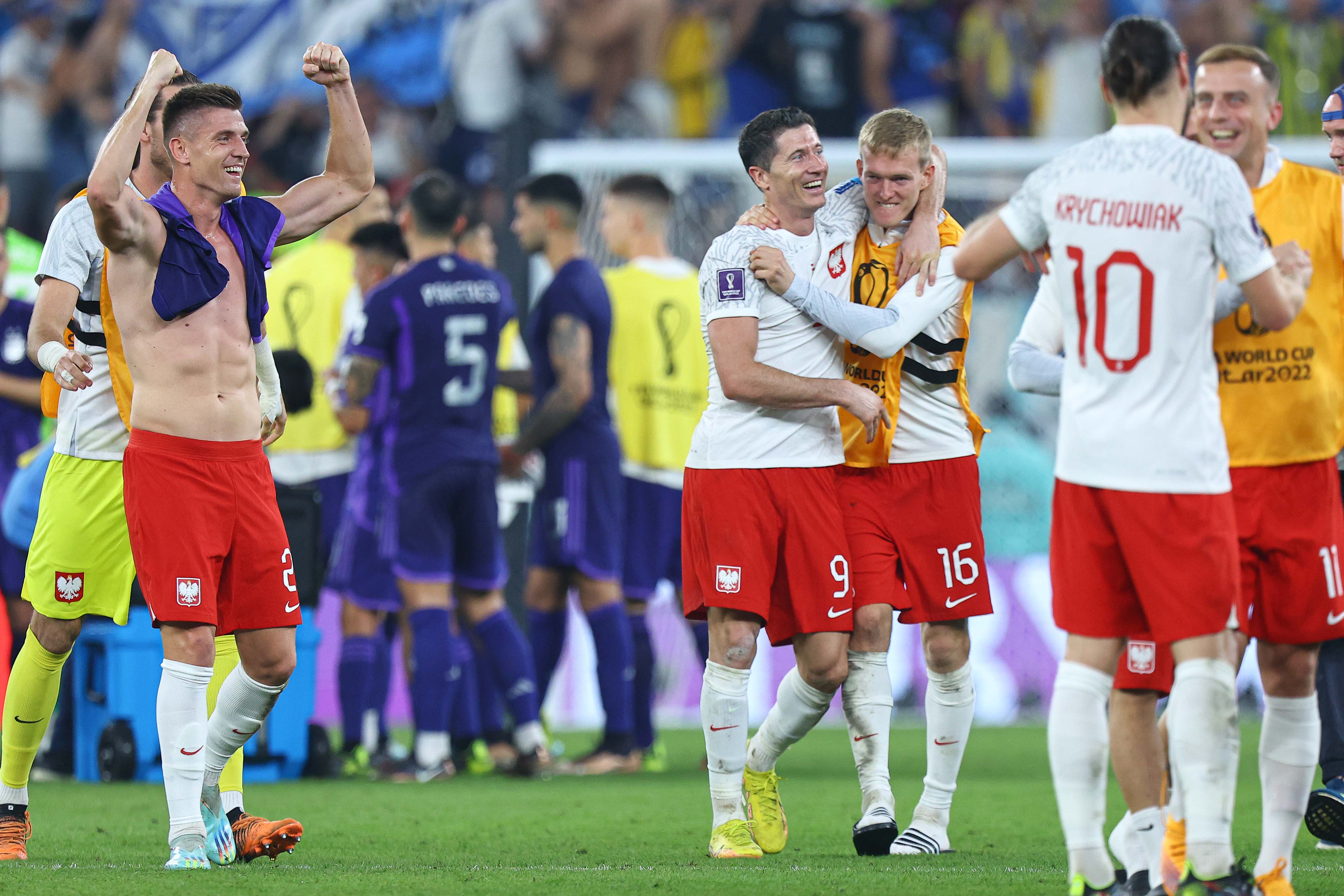 Główny kandydat do gry w ataku kadry? "Po prostu zasłużył na powołanie". Ekspert doradza Fernando Santosowi