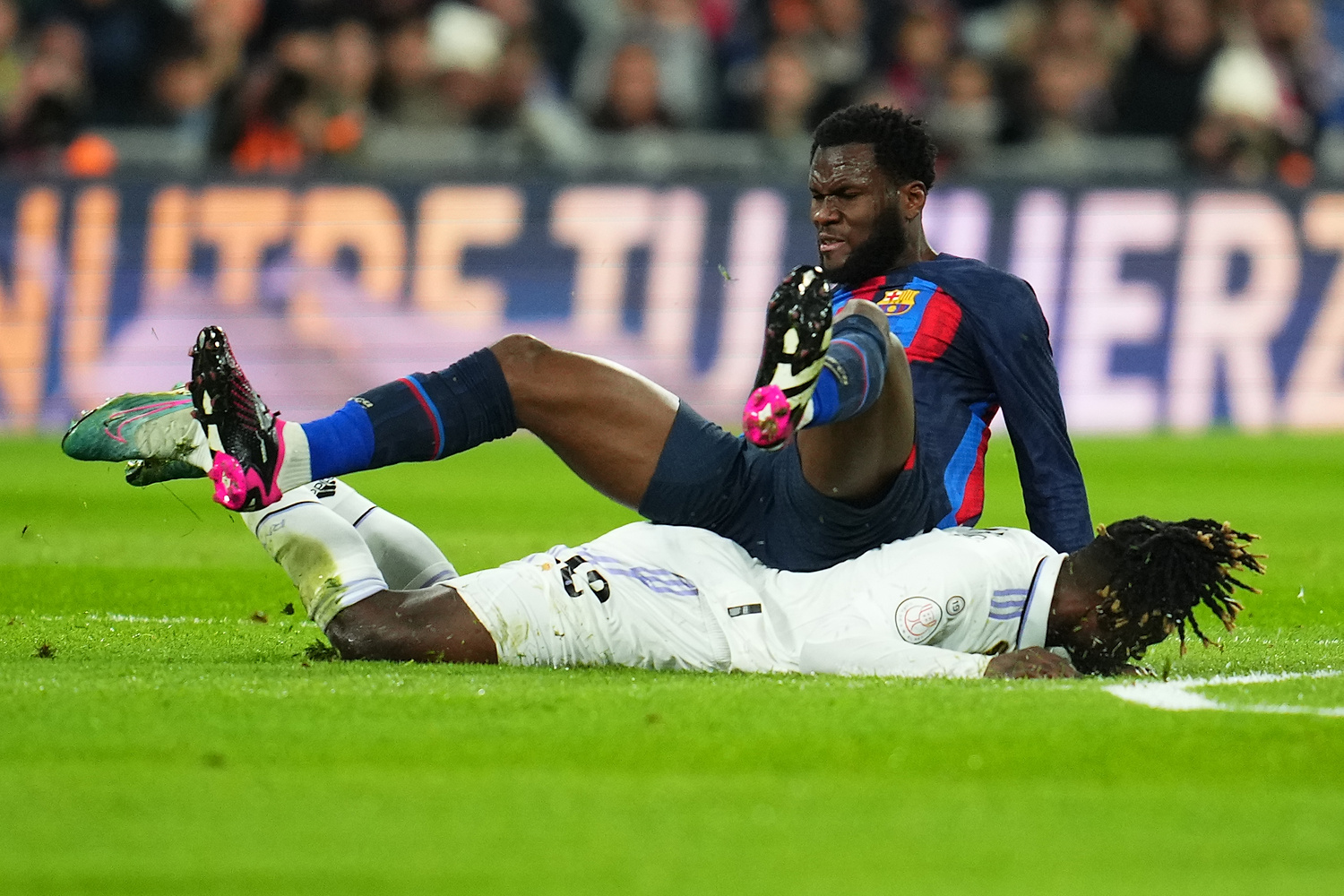 "Nie pamiętam takiego meczu FC Barcelony". Twitter w szoku po El Clasico