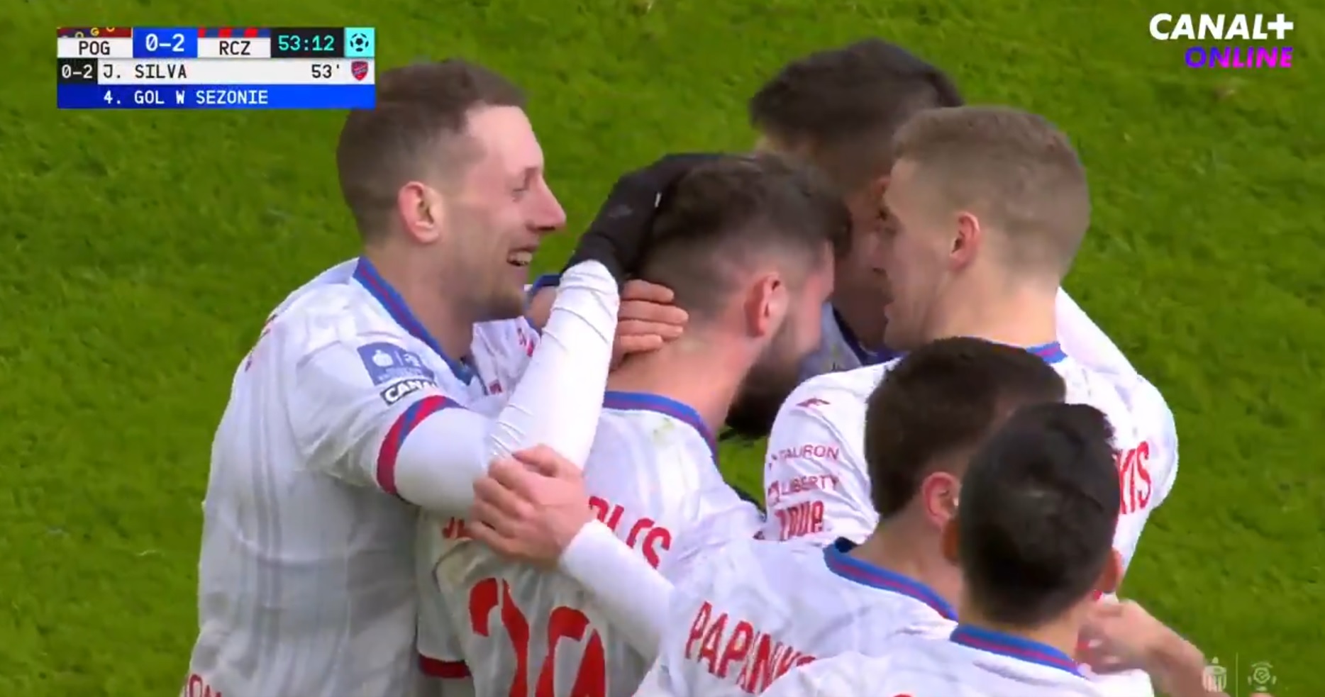 Raków wypunktował Pogoń w hicie Ekstraklasy! Przepiękna bramka byłego piłkarza "Portowców" [WIDEO]