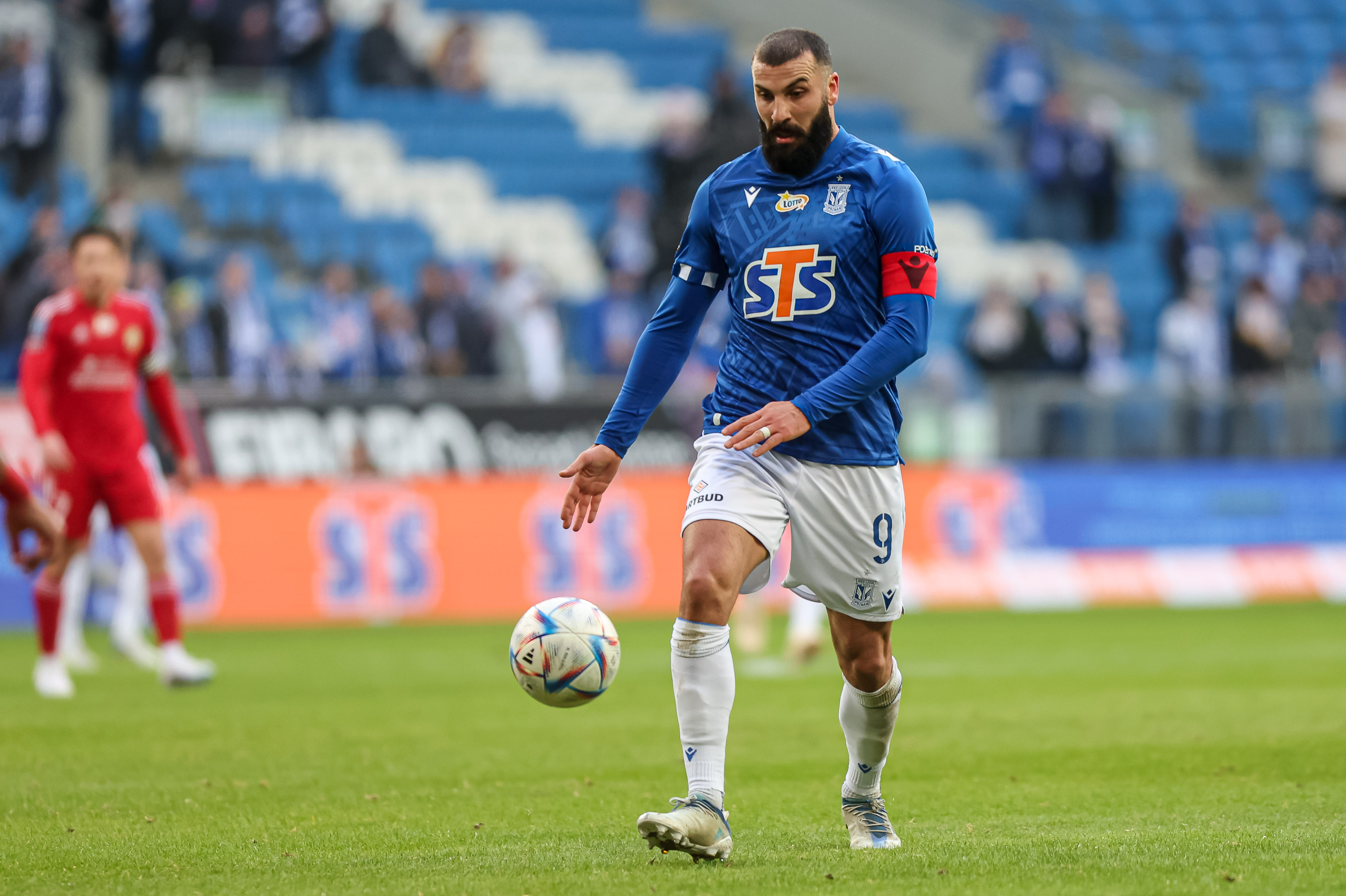 Lech Poznań - Fiorentina gdzie oglądać? Stream online i transmisja na żywo w TV z ćwierćfinału LKE