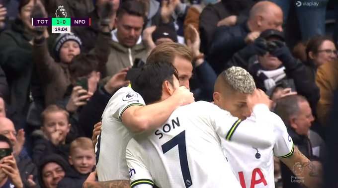Tottenham przerwał fatalną passę! Przekonujące zwycięstwo "Spurs", dublet Harry'ego Kane'a [WIDEO]