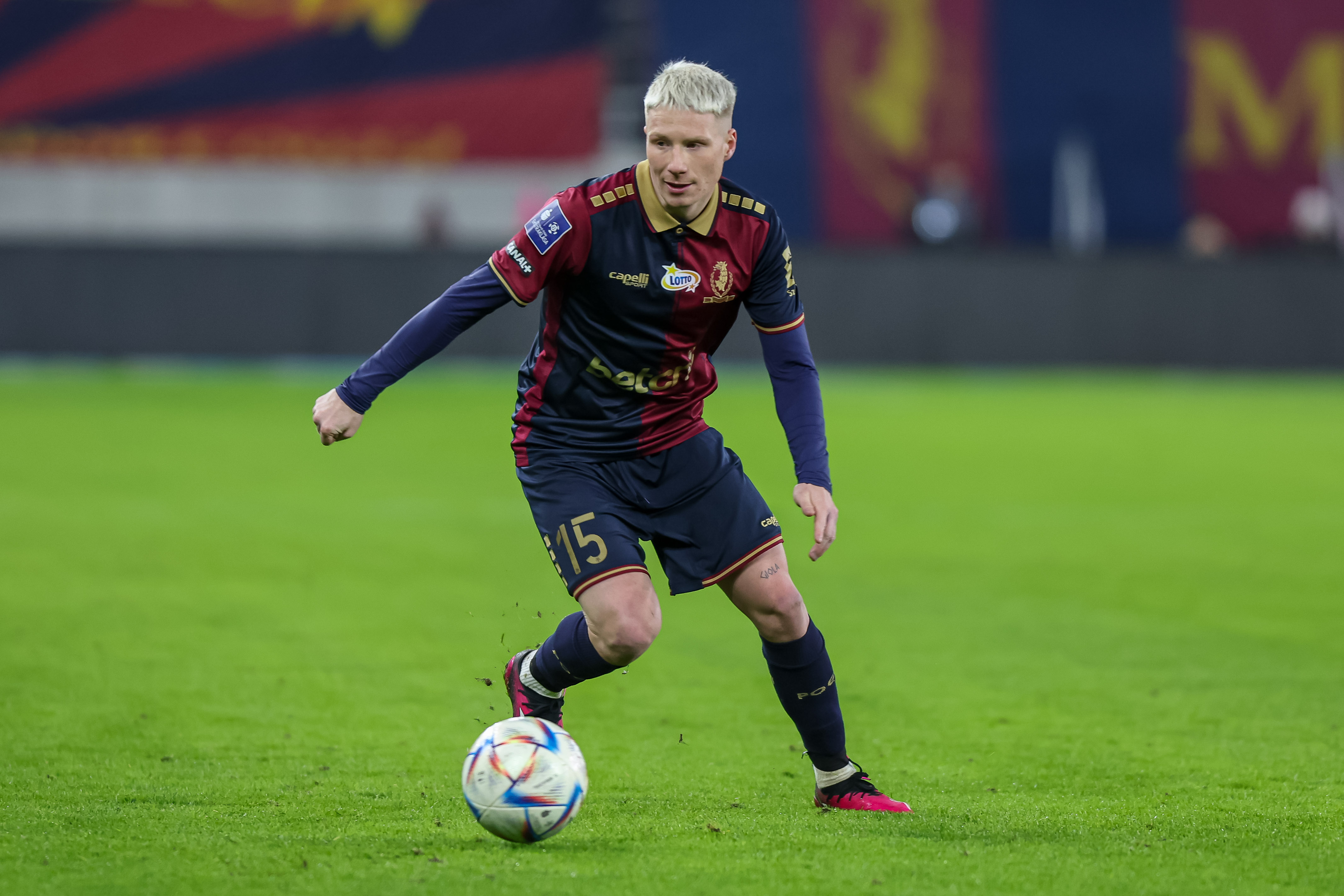 Niesamowite zwycięstwo Pogoni Szczecin! Gol na wagę trzech punktów w doliczonym czasie gry [WIDEO]