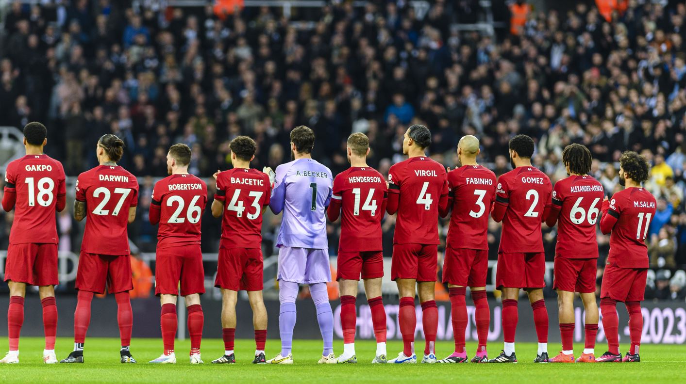 Liverpool złożył ofertę mistrzowi świata! Angielski klub walczy o nowego pomocnika