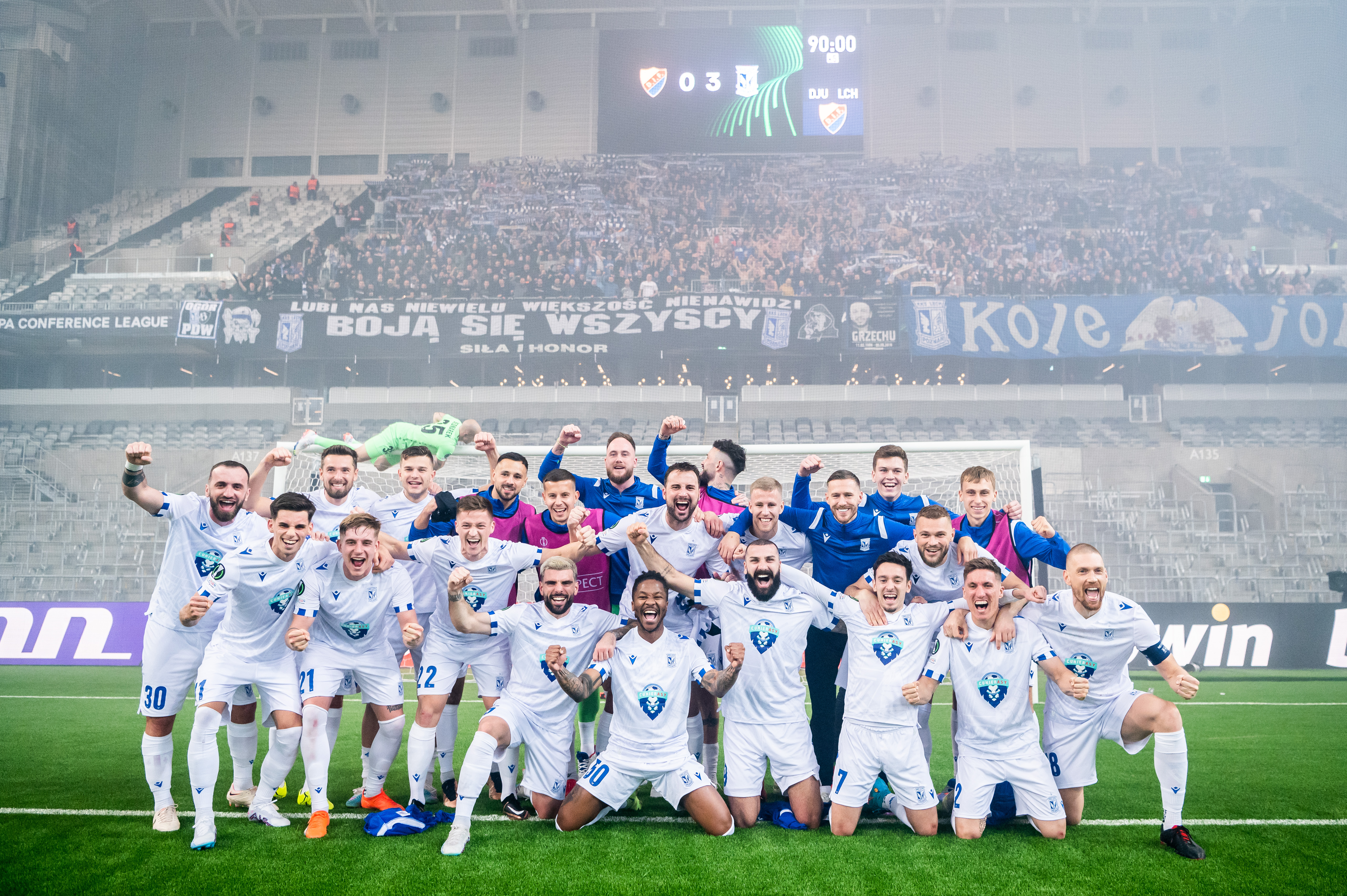 Tak Lech świętował awans do ćwierćfinału Ligi Konferencji. Kulisy historycznego sukcesu "Kolejorza" [WIDEO]
