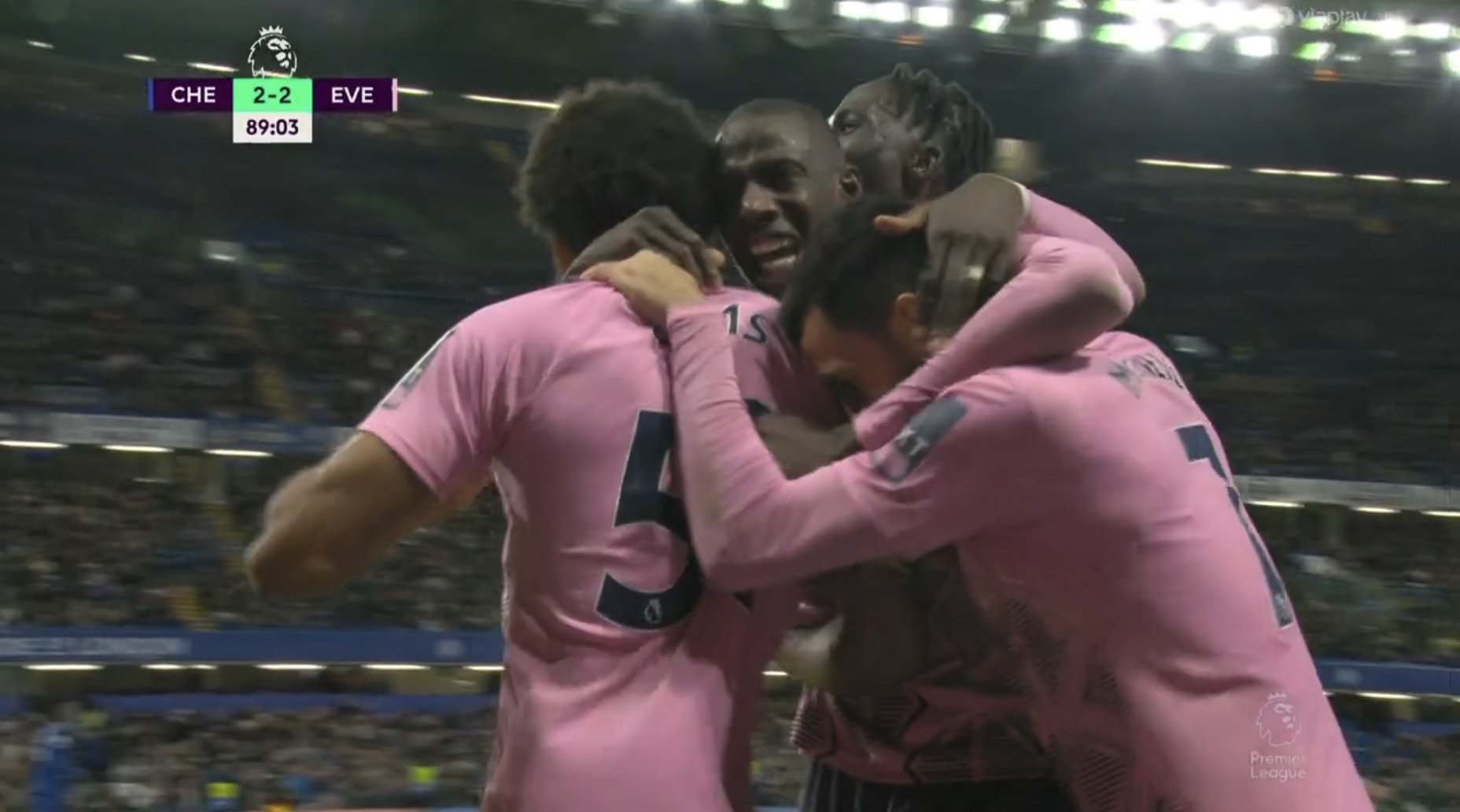 Napastnik z polskimi korzeniami poskromił Chelsea! Kolejna wpadka zespołu Grahama Pottera [WIDEO]