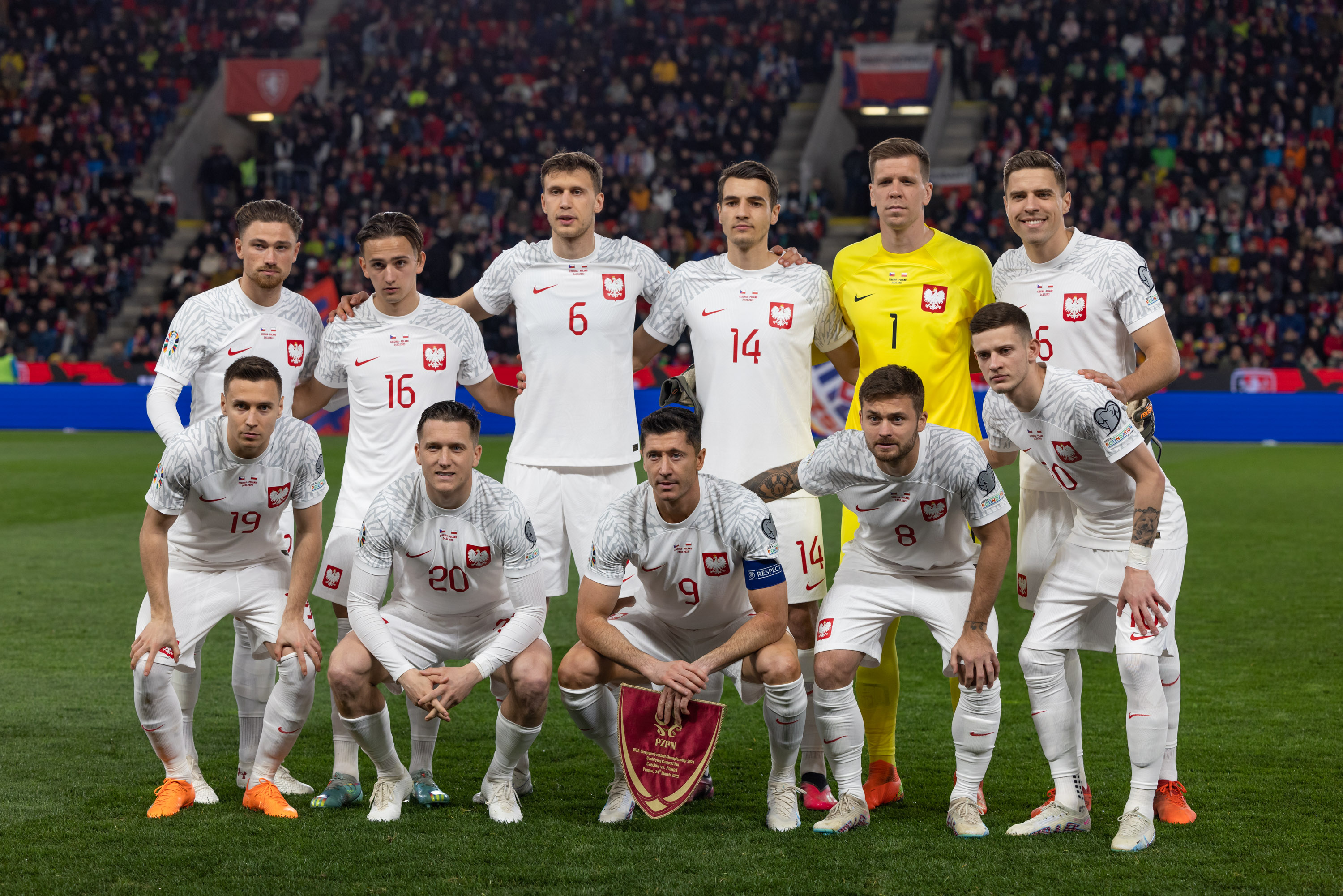 Oto sytuacja Polski w grupie eliminacji EURO 2024. Tak prezentuje się tabela