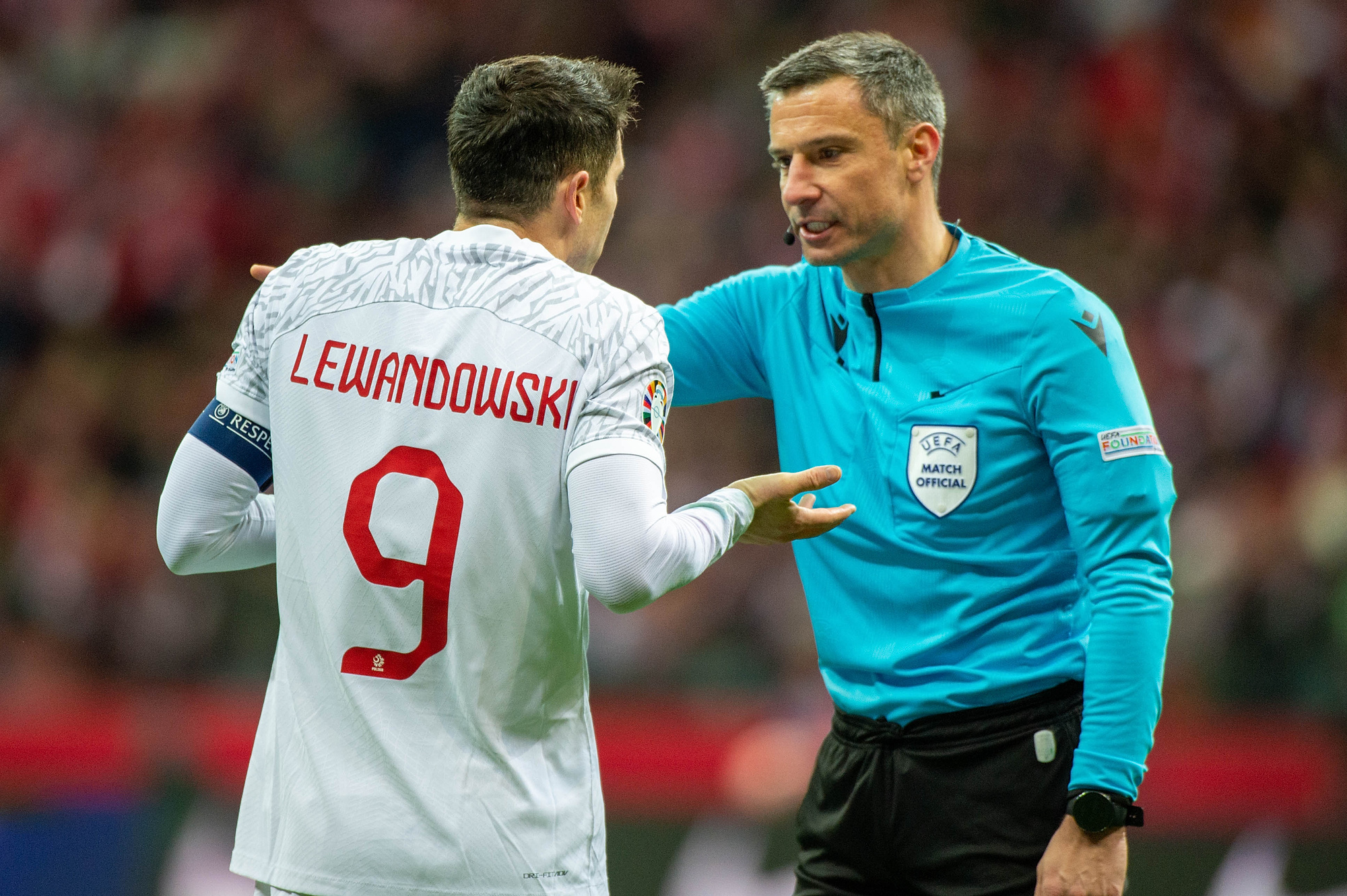 Reprezentacyjny problem z Robertem Lewandowskim. Obecnie nie jest liderem. "Nie wierzę w jego szczerość"