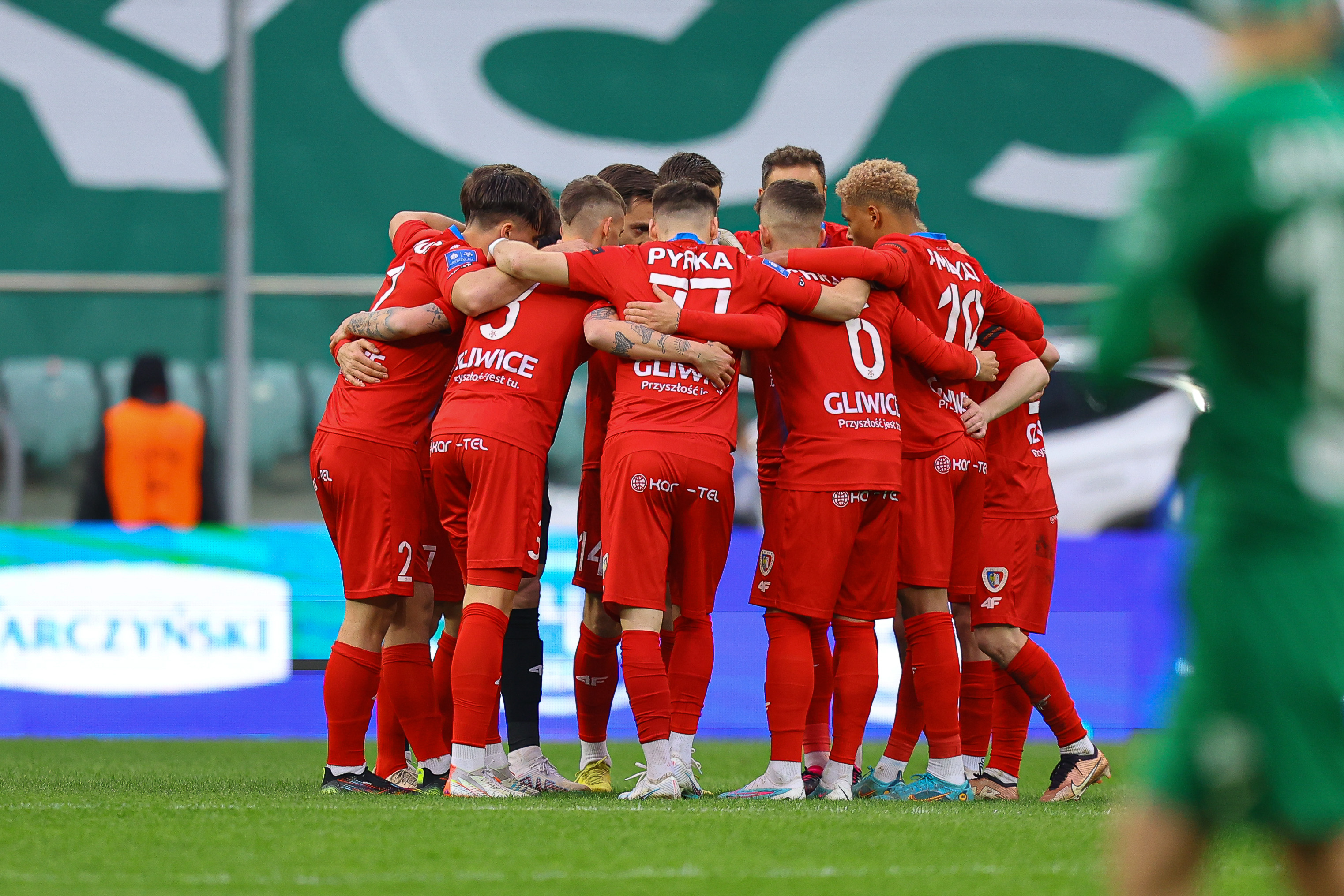 Piast Gliwice coraz bliżej ekstraklasowej czołówki. Ekipa Vukovicia pokonała bezbarwny Śląsk Wrocław [WIDEO]