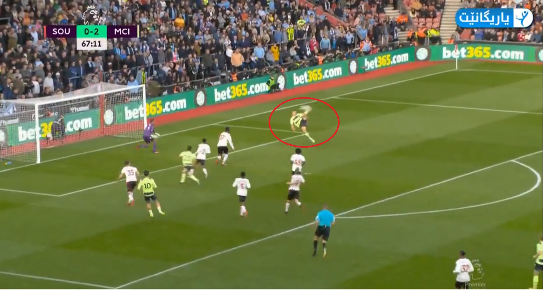 Wspaniałe nożyce Haalanda i dublet Norwega. Manchester City rozbił Southampton z Janem Bednarkiem [WIDEO]