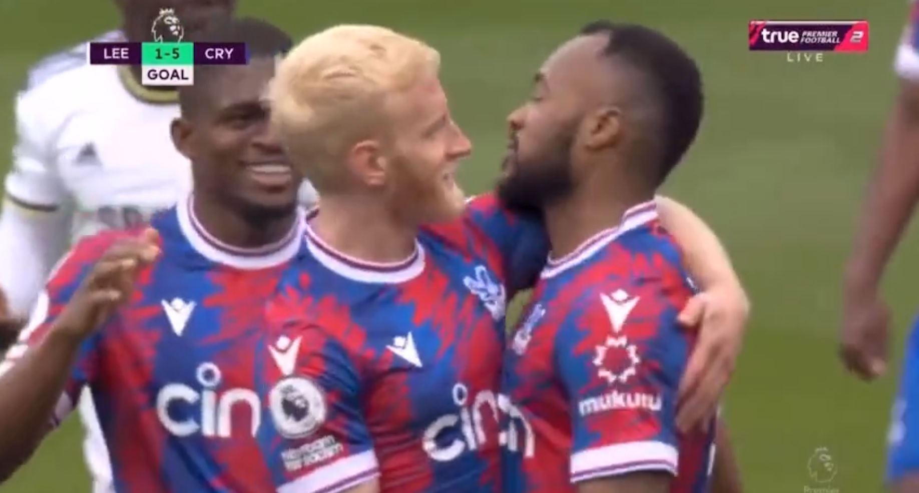 Blamaż Leeds na własnym boisku. Od 1:0 do 1:5, bolesna lekcja dla "Pawi" w Premier League [WIDEO]