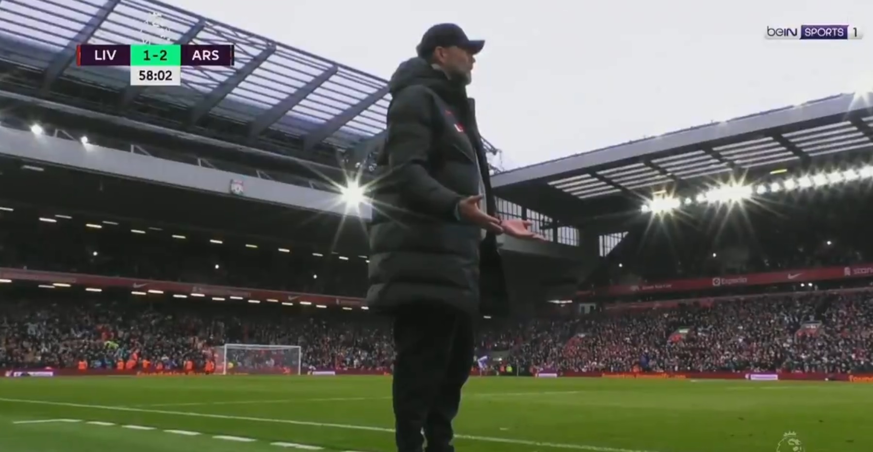 Tak Klopp zareagował na zmarnowanego karnego Salaha. Był przekonany, że Egipcjanin trafił do siatki [WIDEO]
