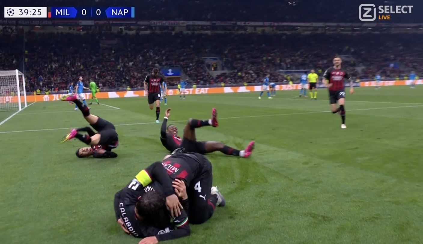 AC Milan znów znalazł sposób na Napoli! Zabójcza kontra i Maignan-show pogrążyły zespół Zielińskiego [WIDEO]