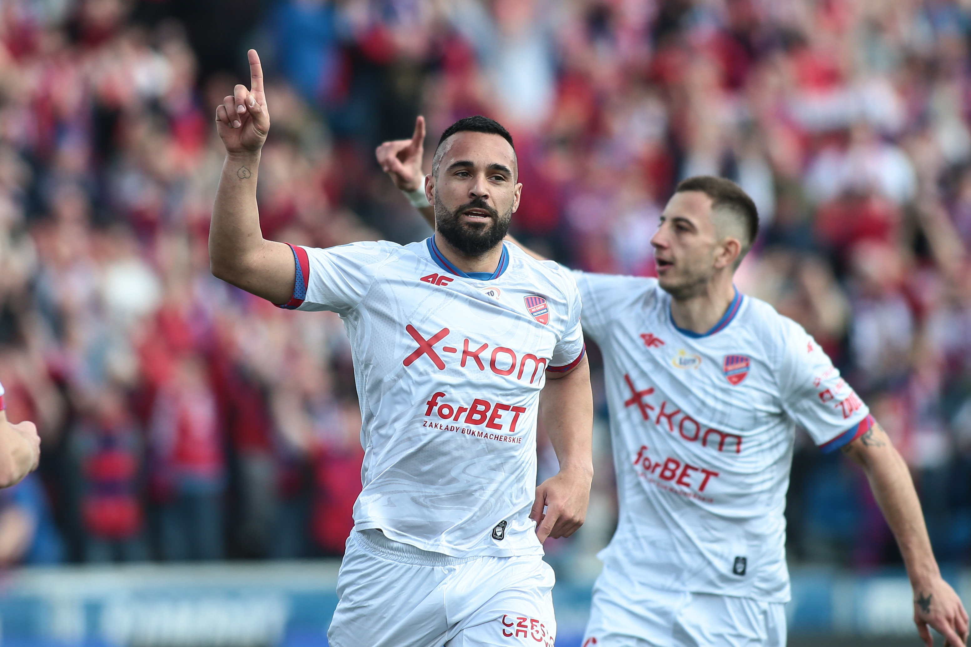 Raków Częstochowa wrócił na zwycięską ścieżkę w Ekstraklasie! Gol i kontuzja największej gwiazdy [WIDEO]