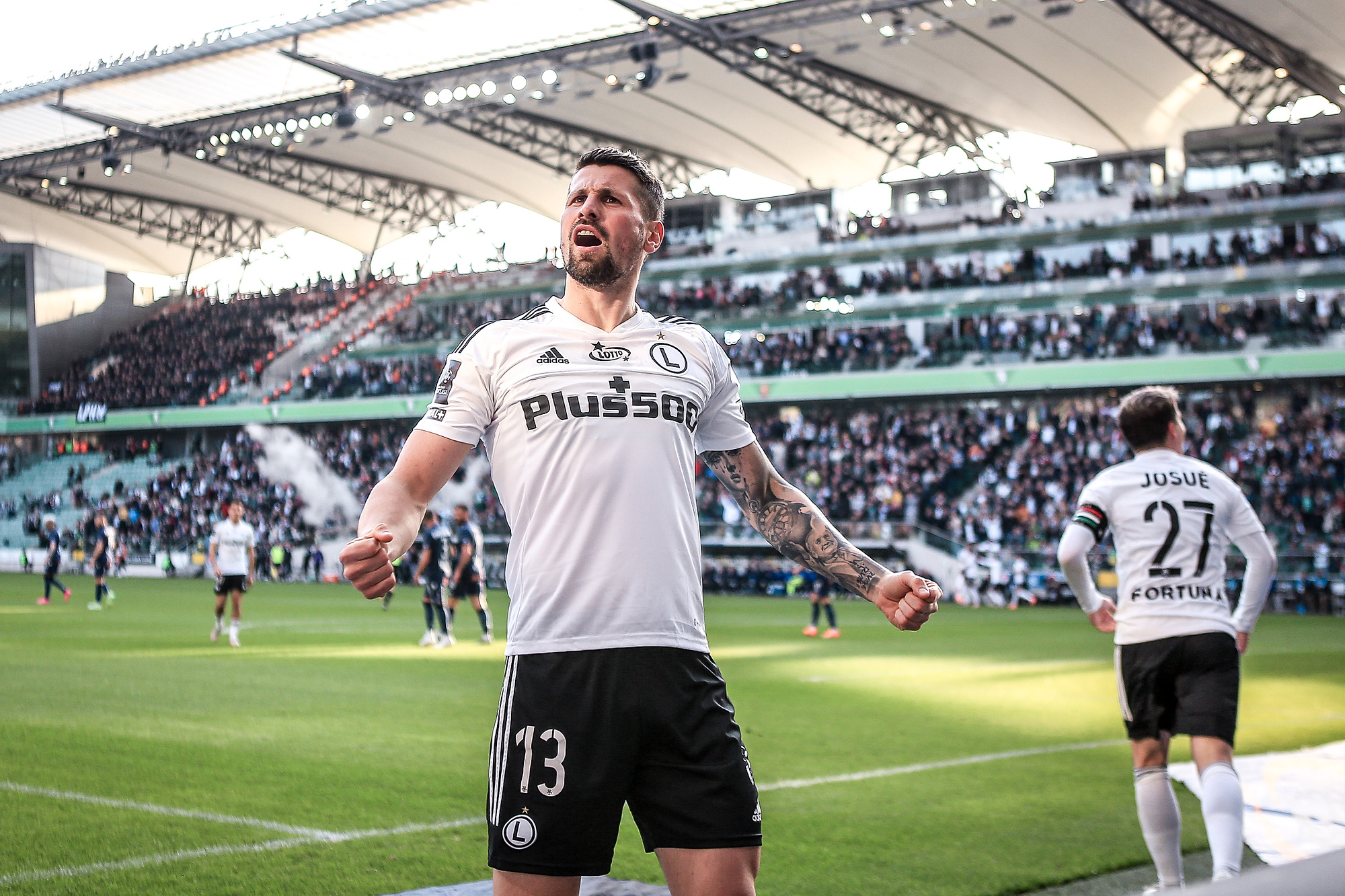 Legia Warszawa - Korona Kielce gdzie oglądać? Stream online i transmisja na żywo z Ekstraklasy [TV]