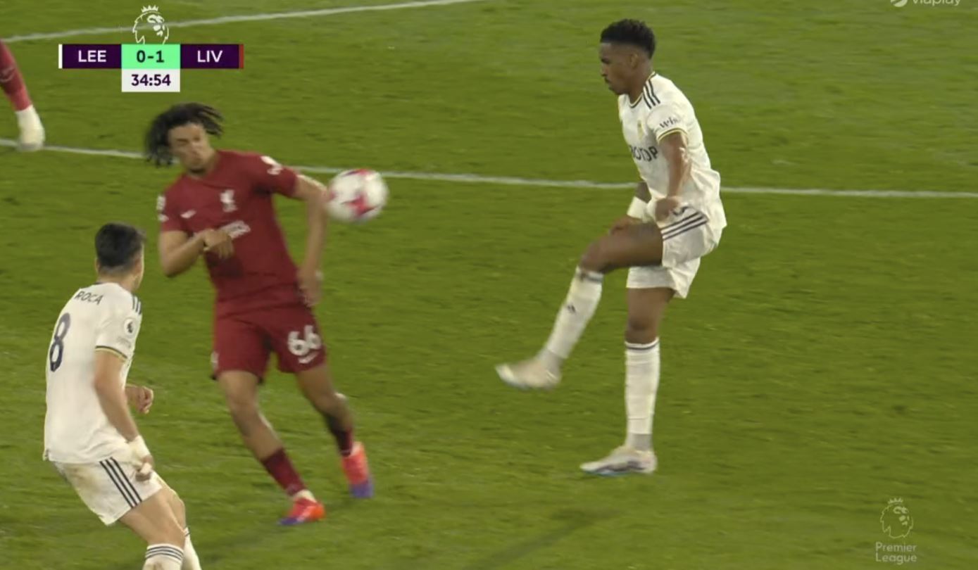 Sędziowski skandal w meczu Liverpoolu! Kompletnie zignorowano zagranie ręką przy golu