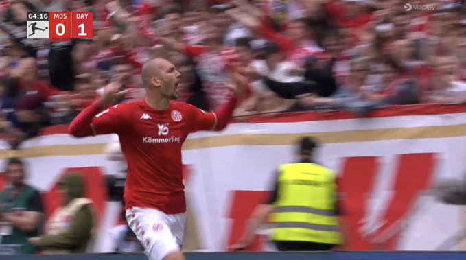 Bayern Monachium znów zawiódł! Porażka w Bundeslidze, coraz większy kryzys ekipy Tuchela [WIDEO]