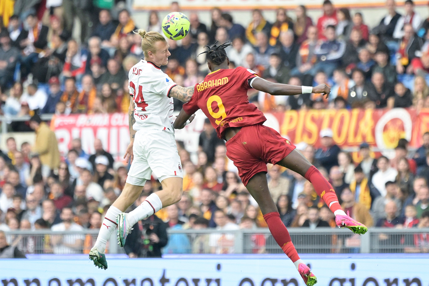 Szaleństwo w meczu Romy z Milanem! W doliczonym czasie aż wrzało na Stadio Olimpico! [WIDEO]