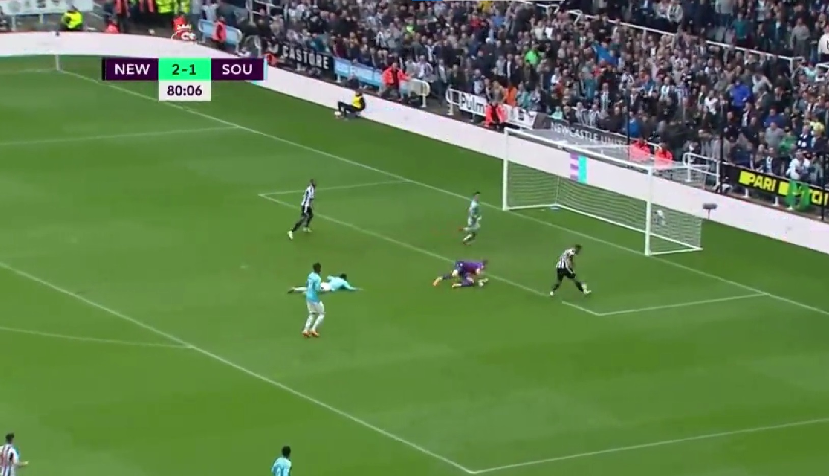 Smutny jubileusz Jana Bednarka. Newcastle ograło Southampton i przybliżyło się do Ligi Mistrzów [WIDEO]