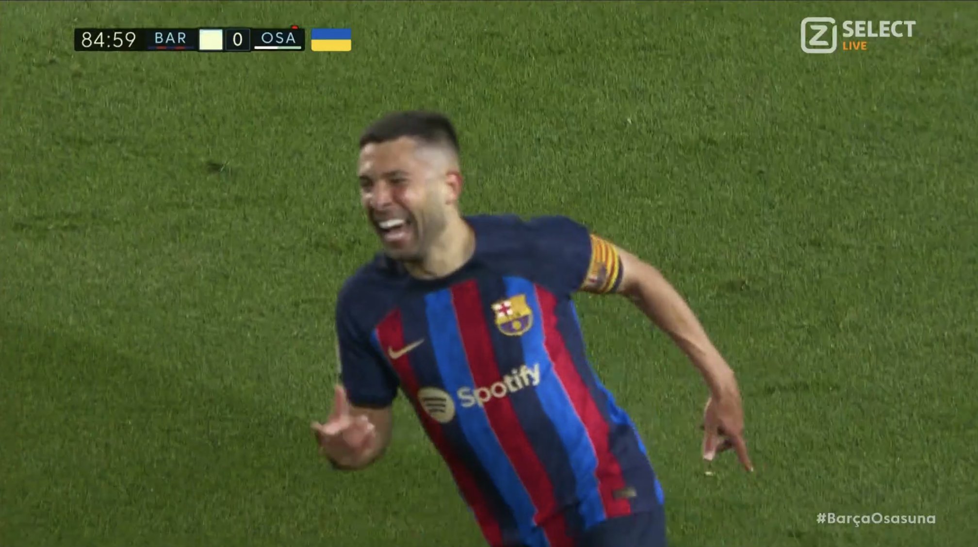 FC Barcelona wyszarpała kolejne skromne zwycięstwo! Lewandowski z kluczowym zagraniem przy golu [WIDEO]