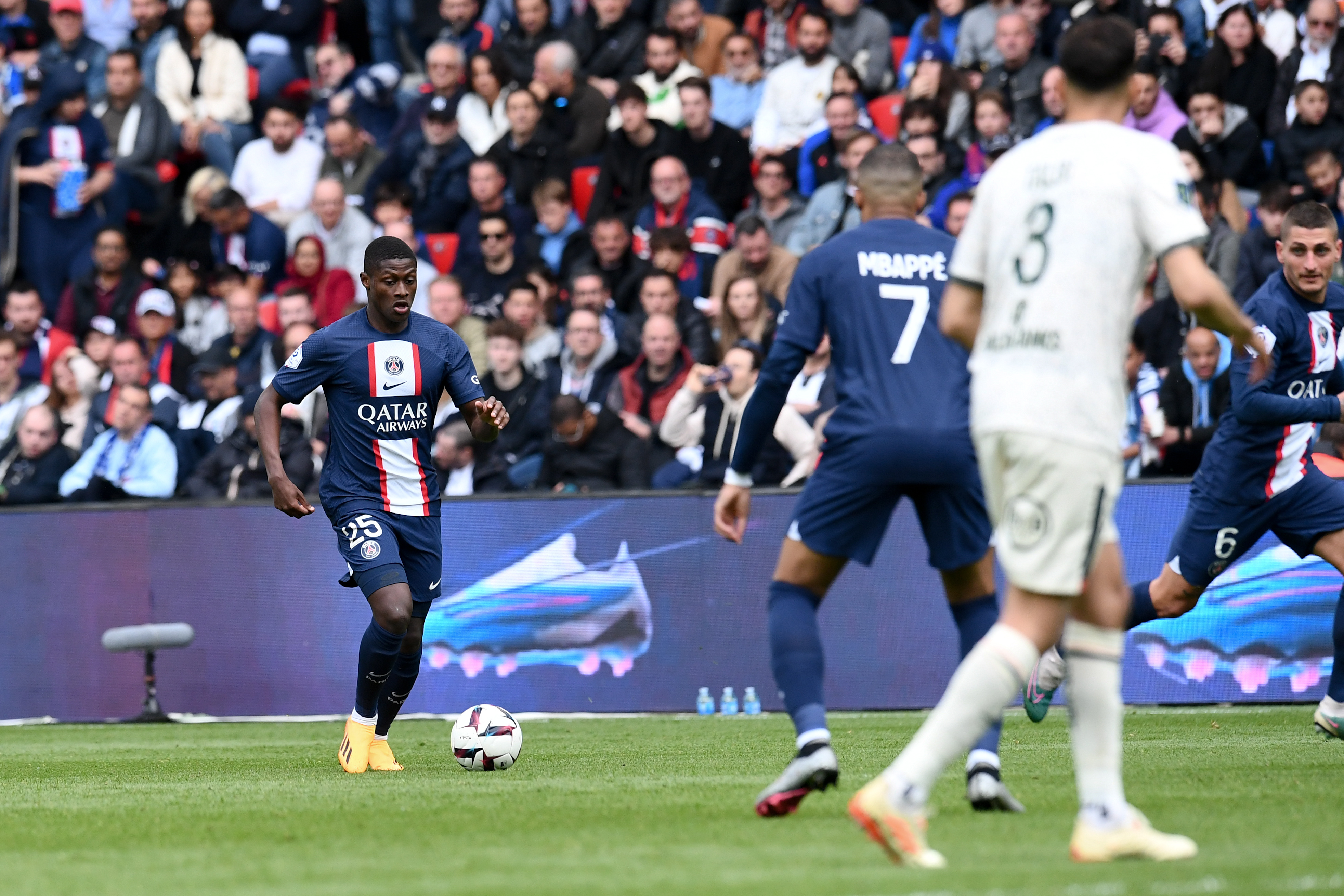 Piłkarz PSG już nie zagra w tym sezonie. Klub potwierdził uraz