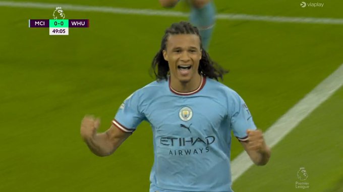 Manchester City krok bliżej mistrzostwa Anglii! Spektakl "Obywateli" w drugiej połowie [WIDEO]