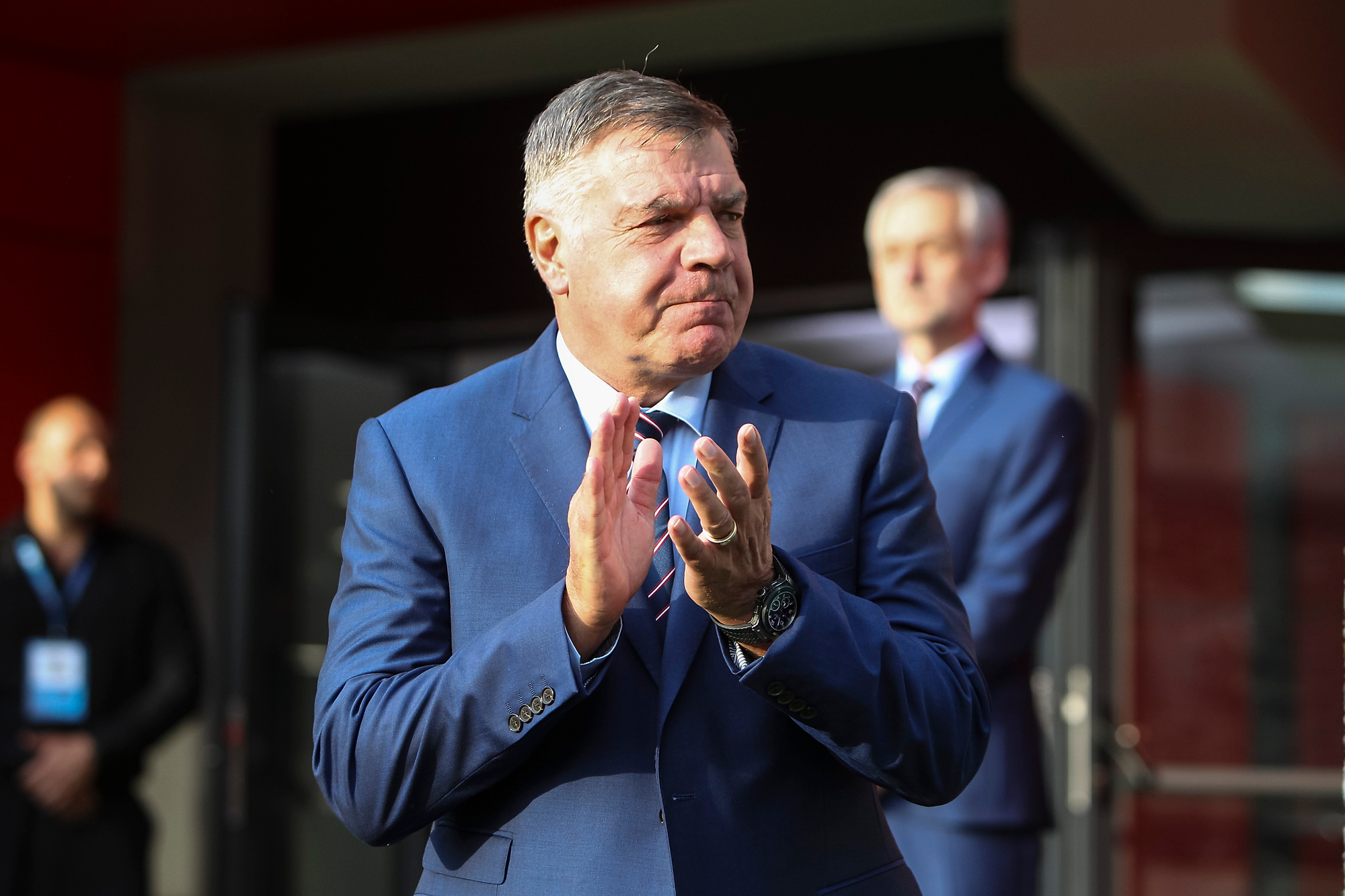 Trenerska legenda wróciła do Premier League. Dla Guardioli jest geniuszem, z kadry wyrzucono go po skandalu